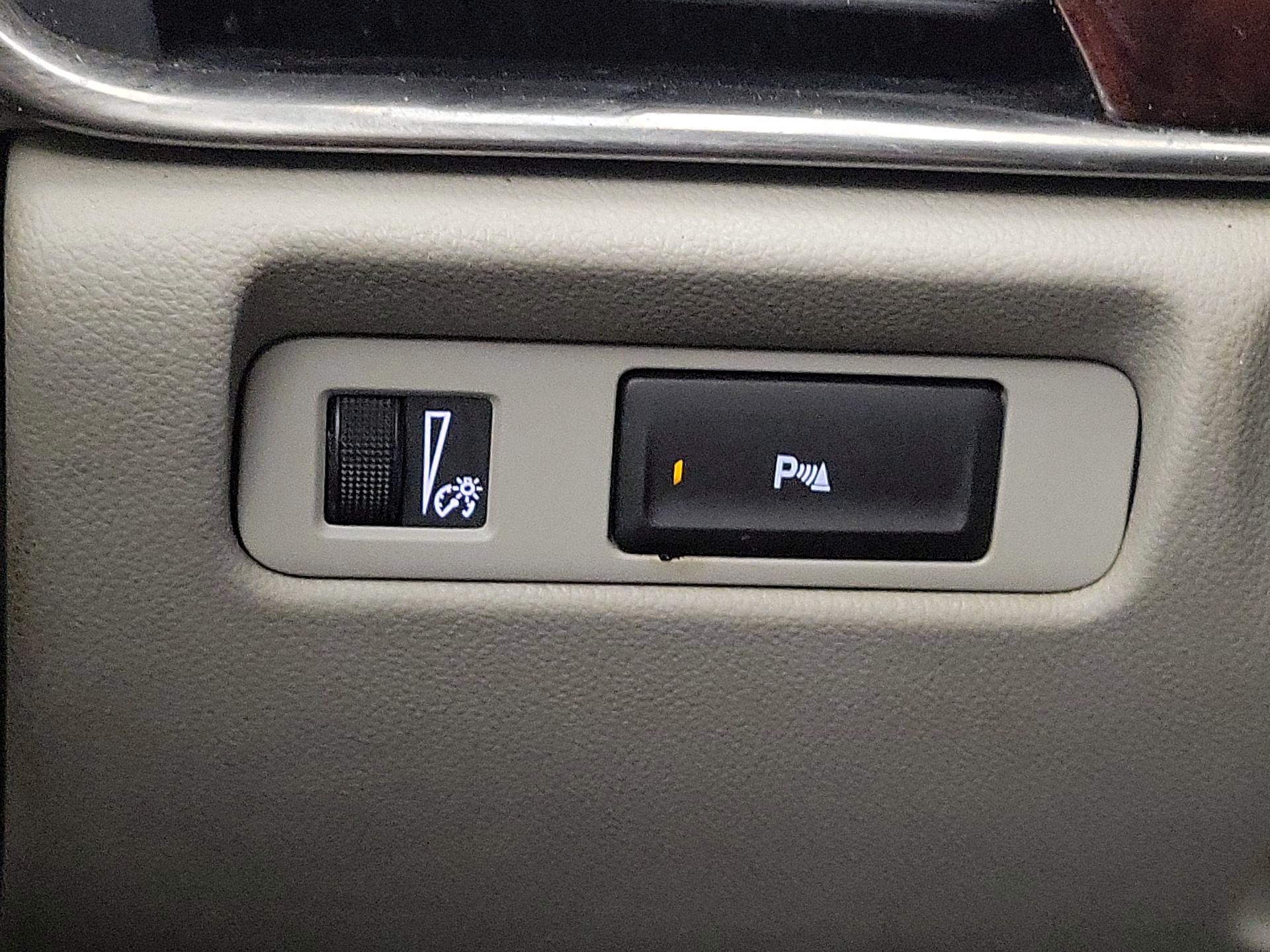 Thumbnail: 2015 Cadillac ATS - 13