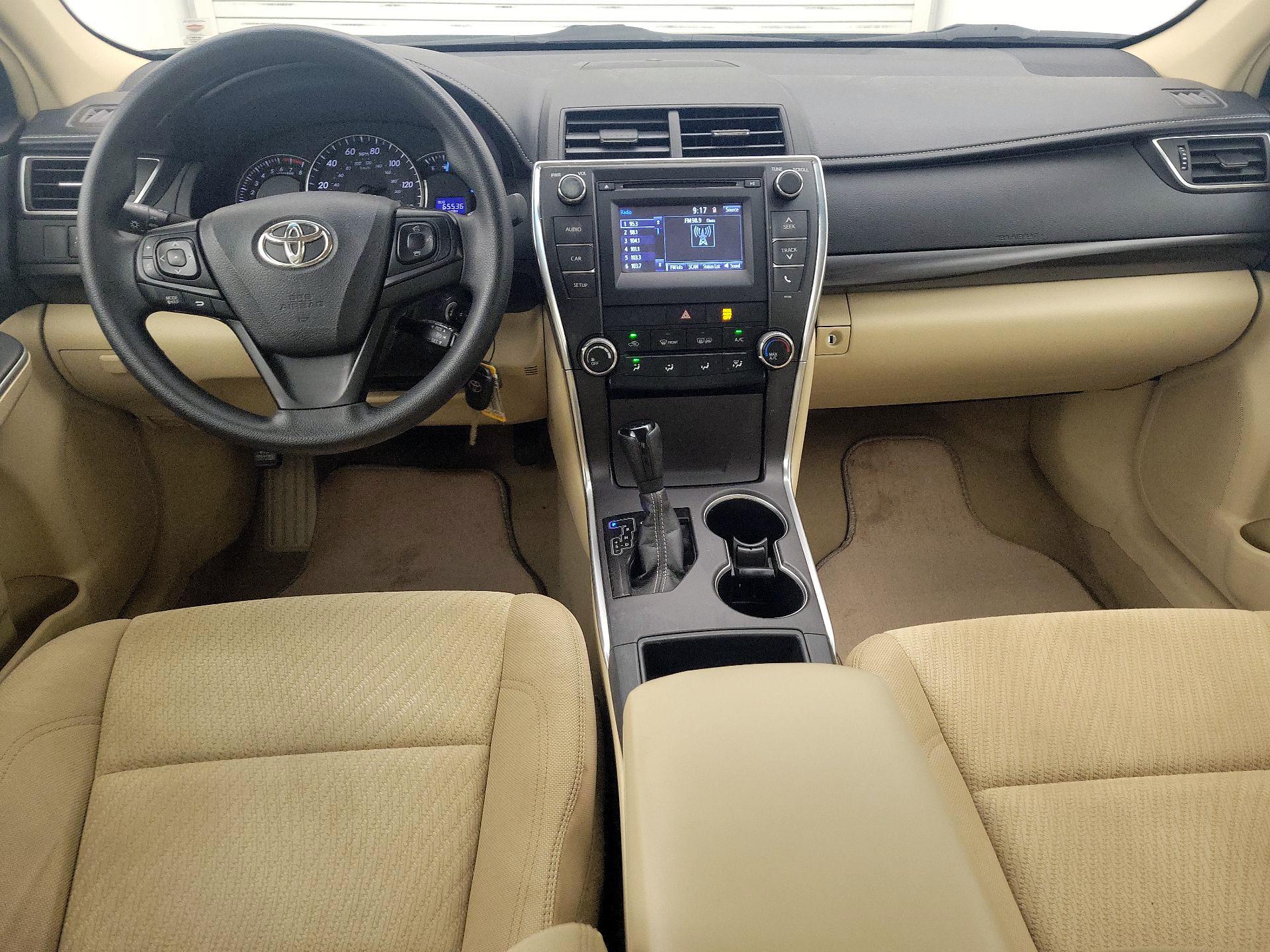 Thumbnail: 2015 Toyota Camry - 9