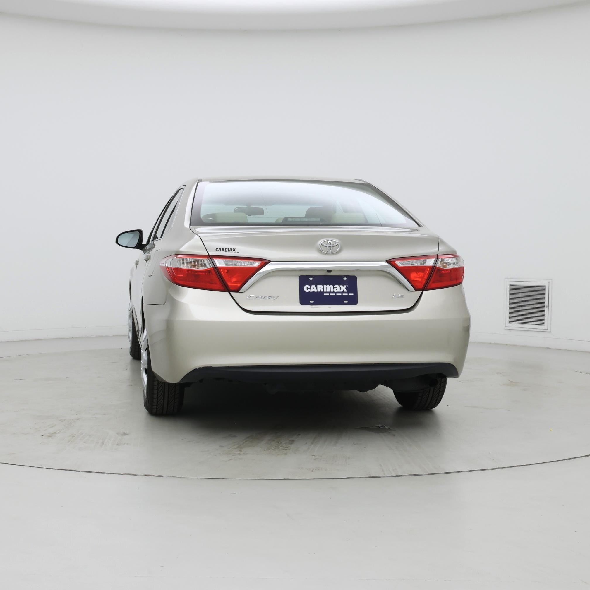 Thumbnail: 2015 Toyota Camry - 6