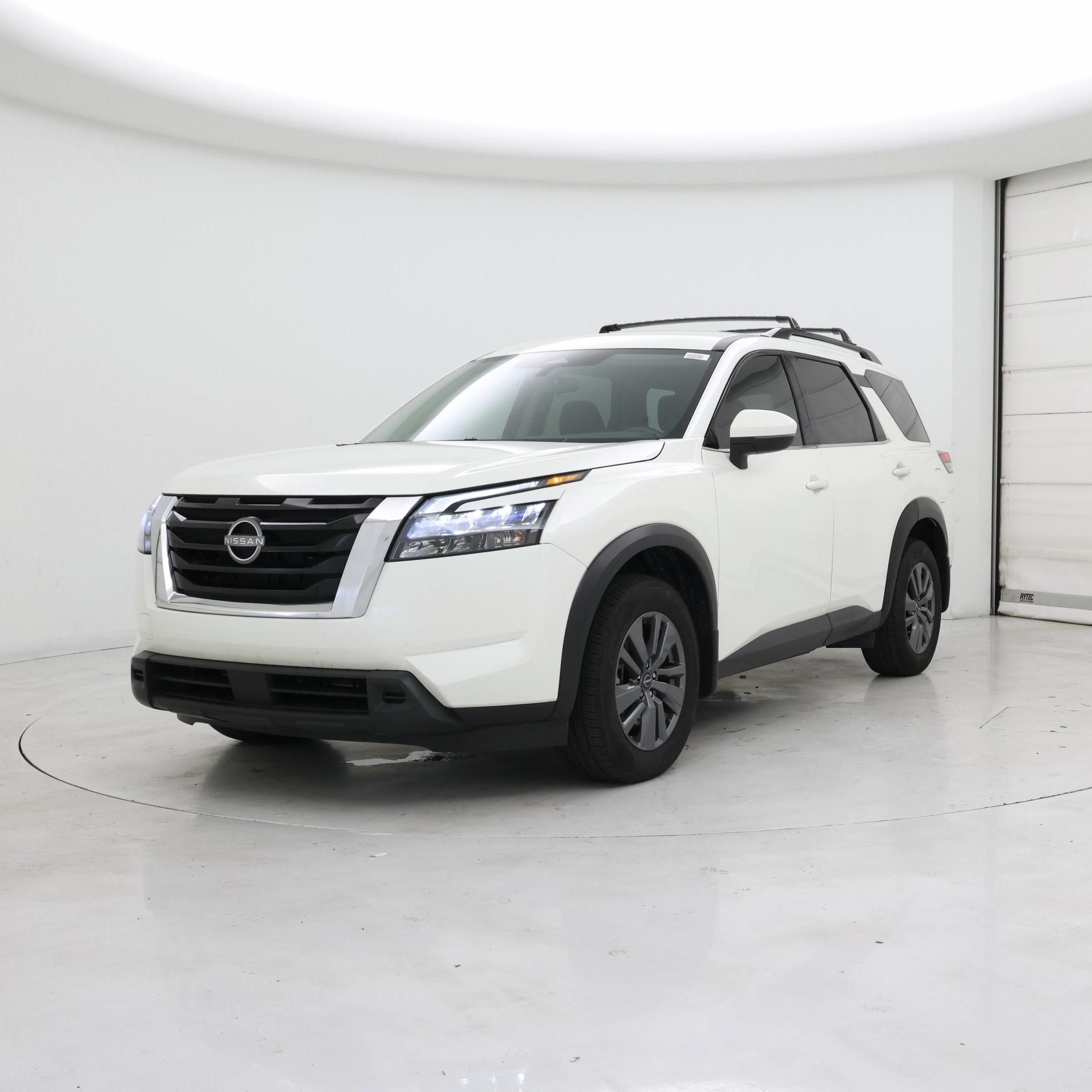 Thumbnail: 2023 Nissan Pathfinder - 4