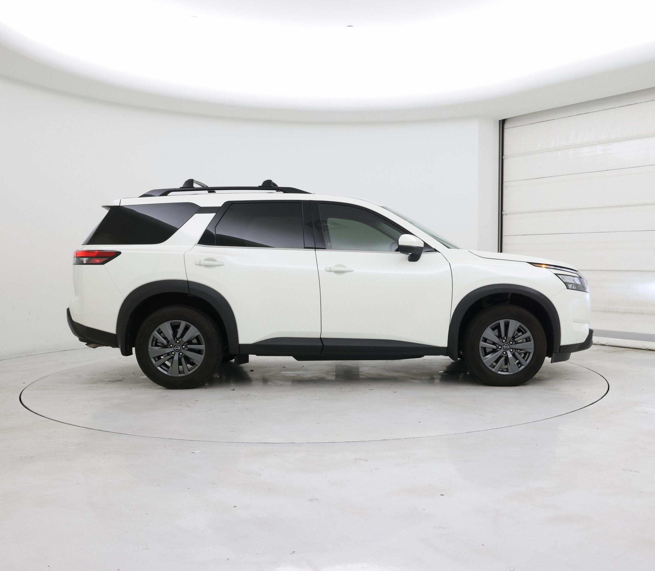 Thumbnail: 2023 Nissan Pathfinder - 7