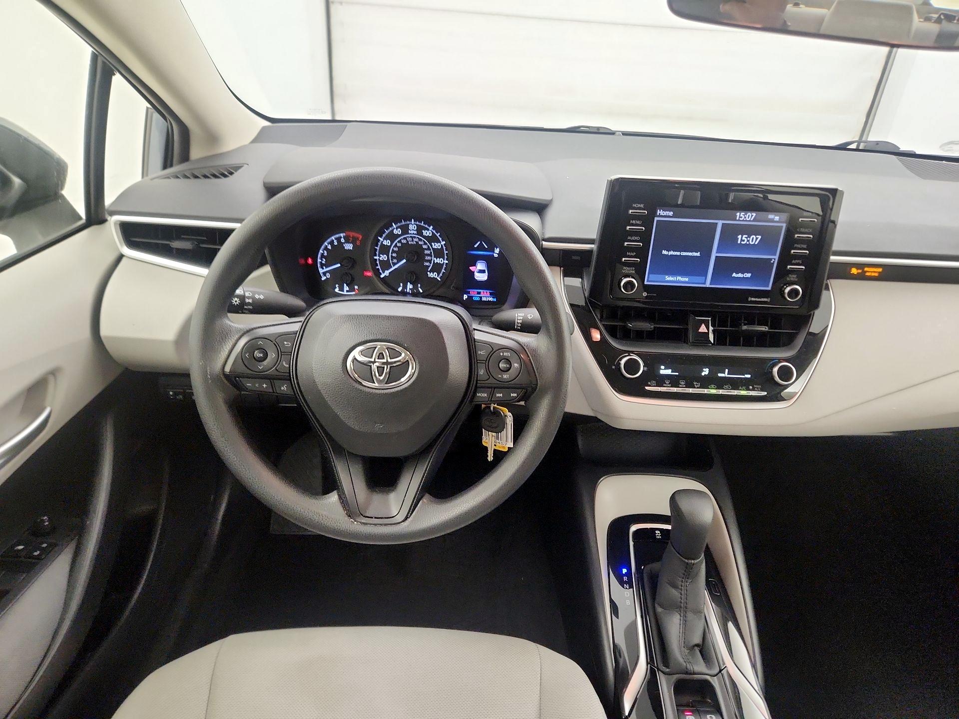 Thumbnail: 2021 Toyota Corolla - 10