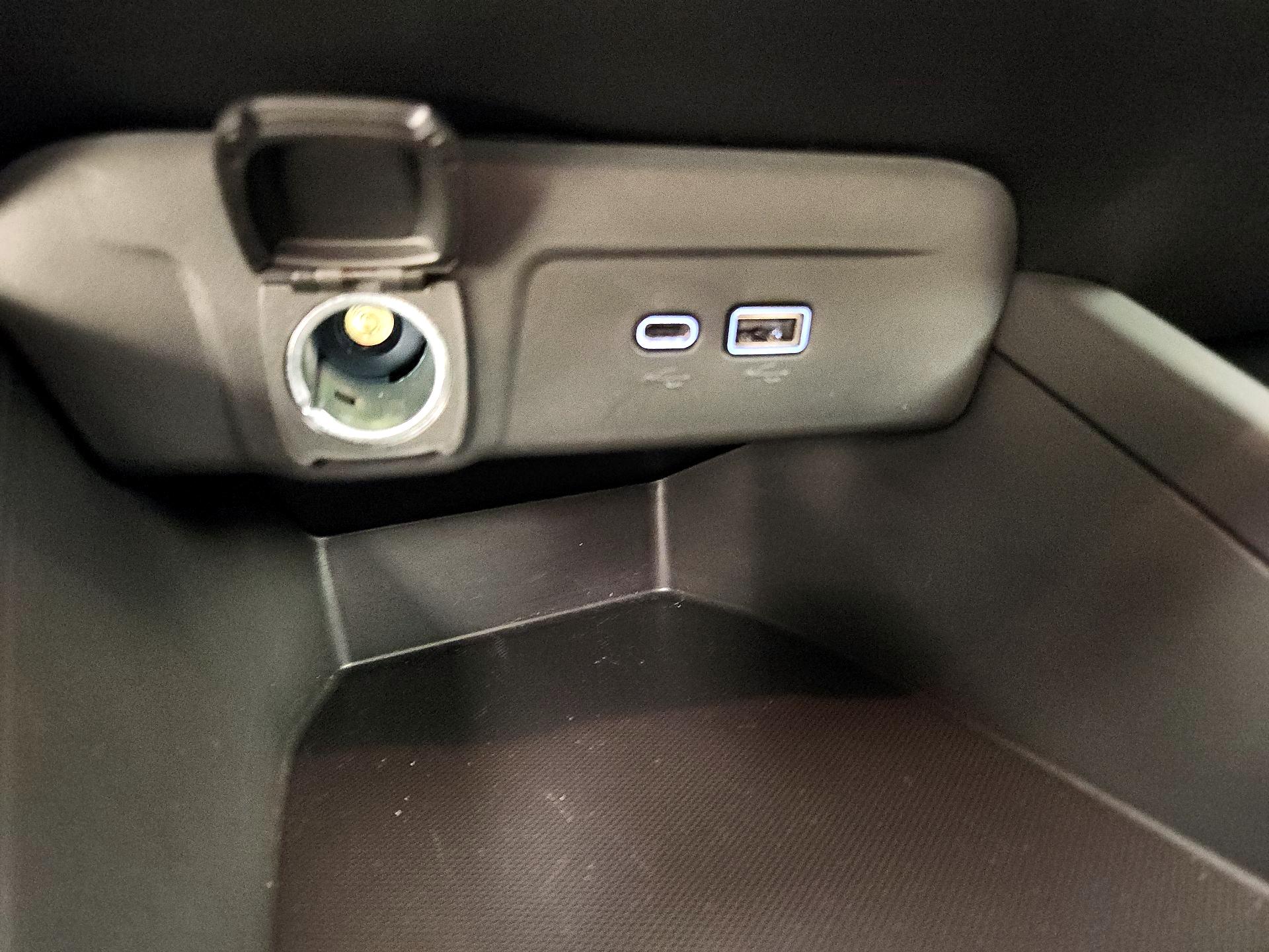 Thumbnail: 2025 Chevrolet Trax - 18