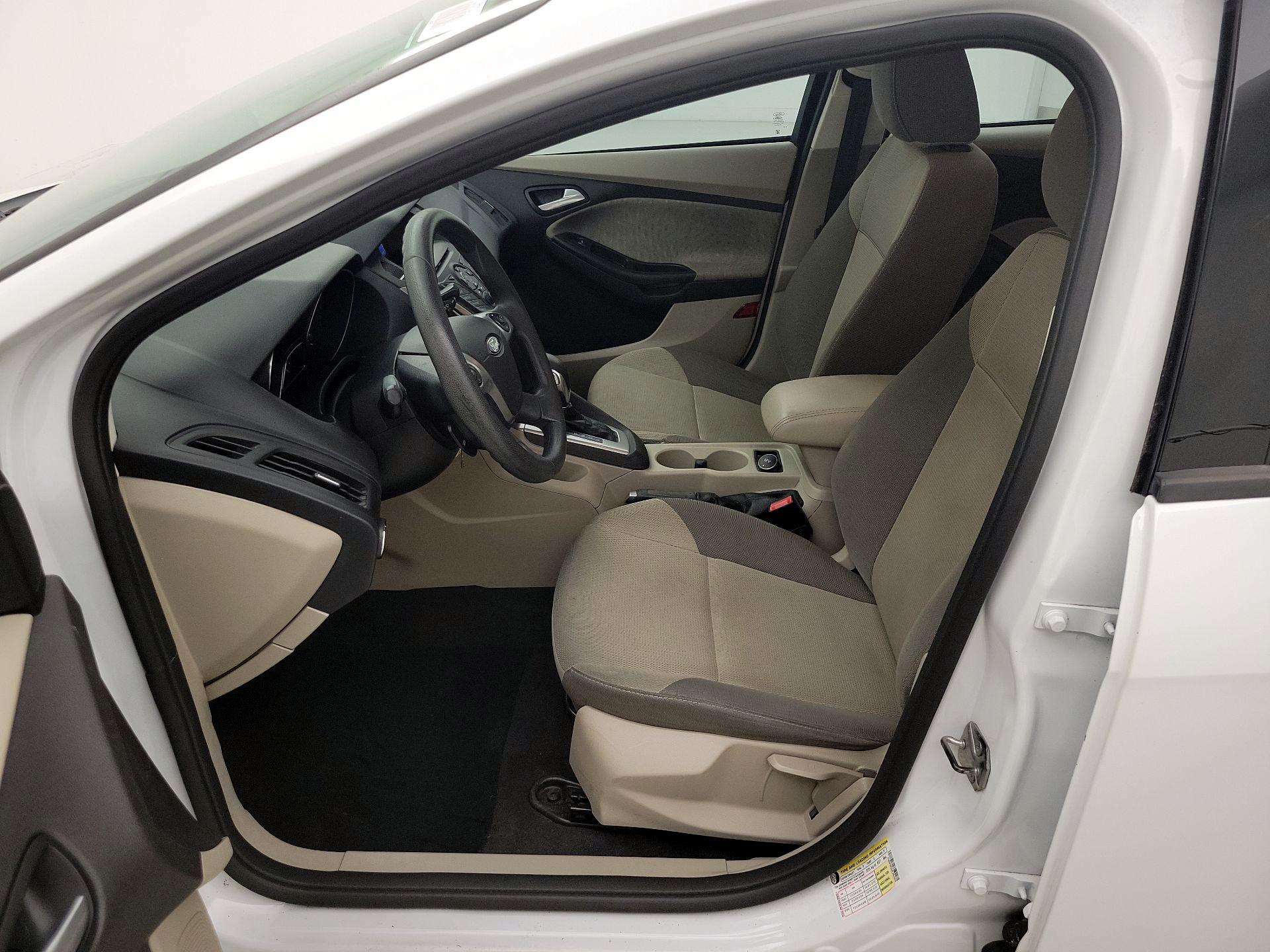 Thumbnail: 2014 Ford Focus - 11