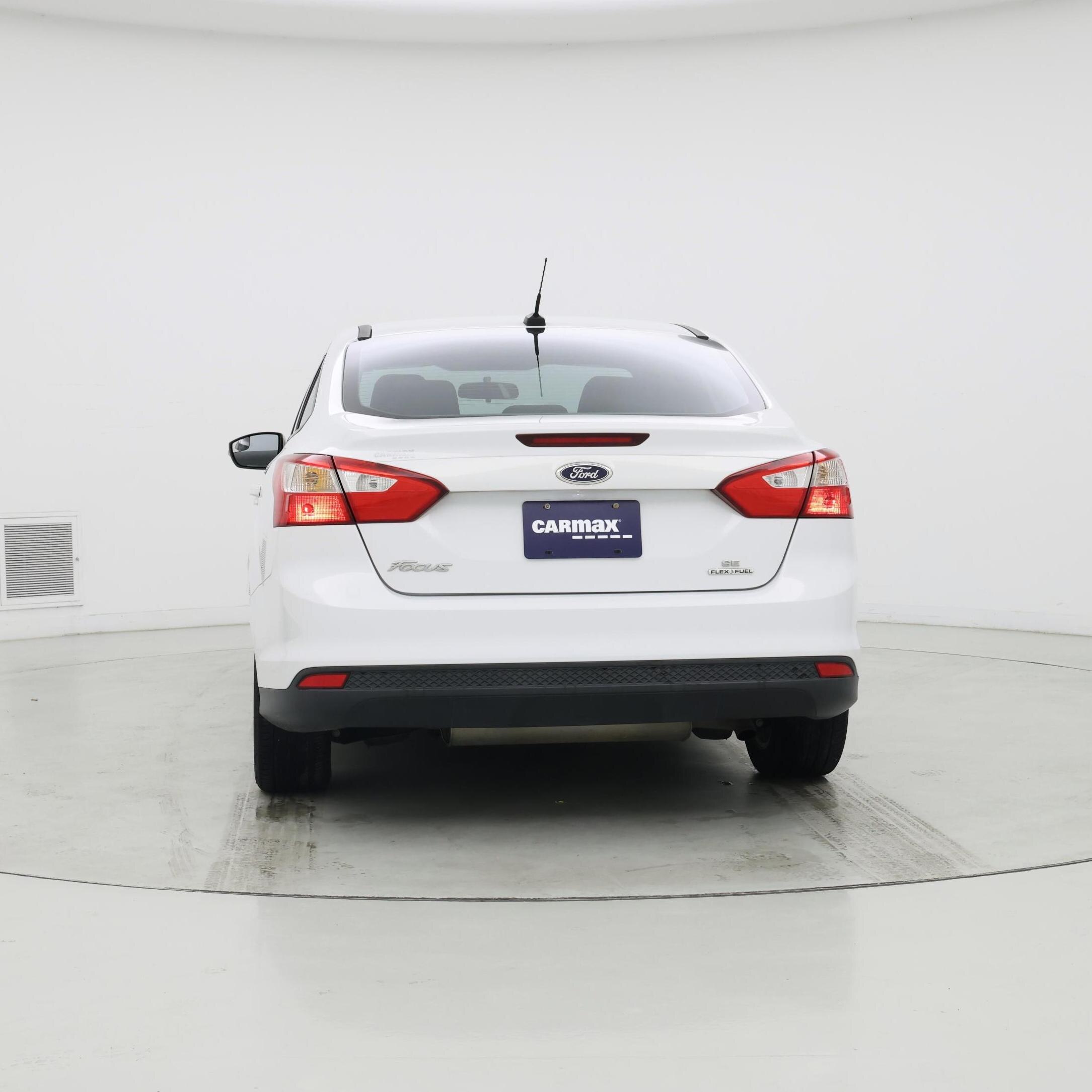 Thumbnail: 2014 Ford Focus - 6
