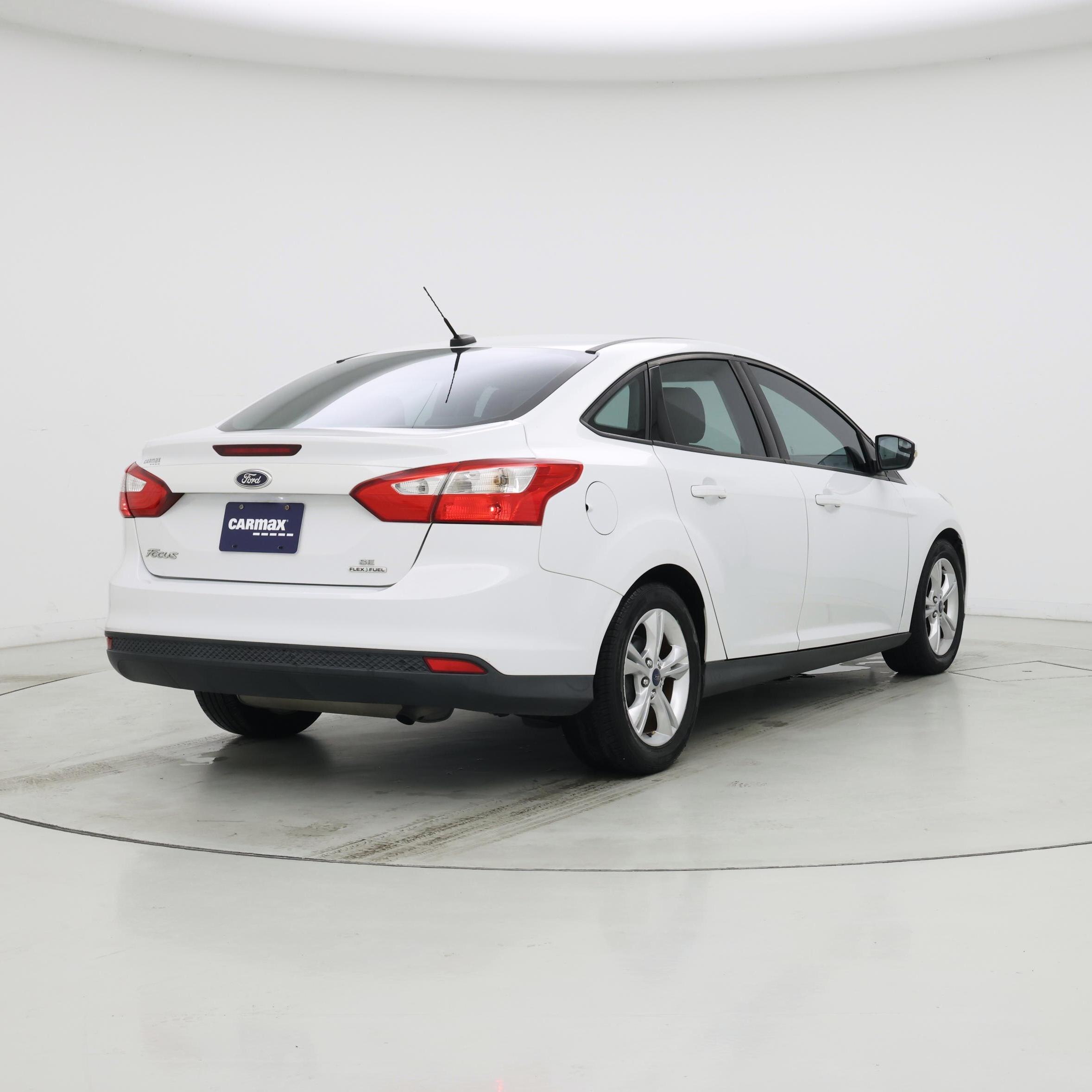 Thumbnail: 2014 Ford Focus - 8