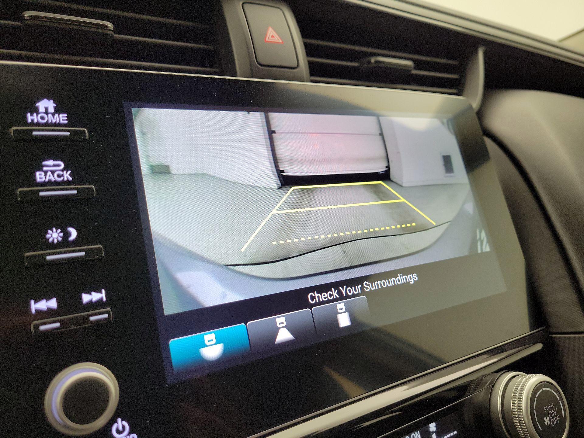 Thumbnail: 2019 Honda Insight - 14