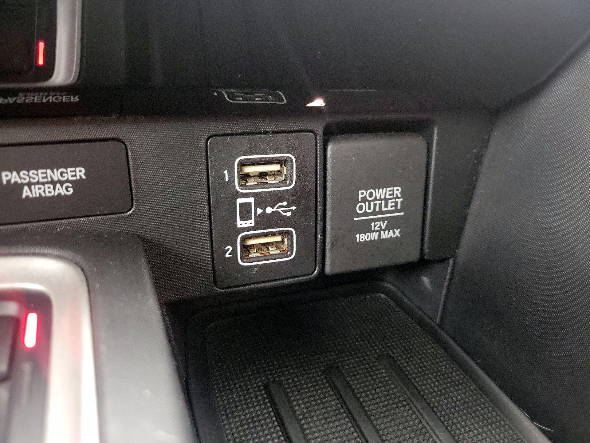 Thumbnail: 2019 Honda Insight - 18