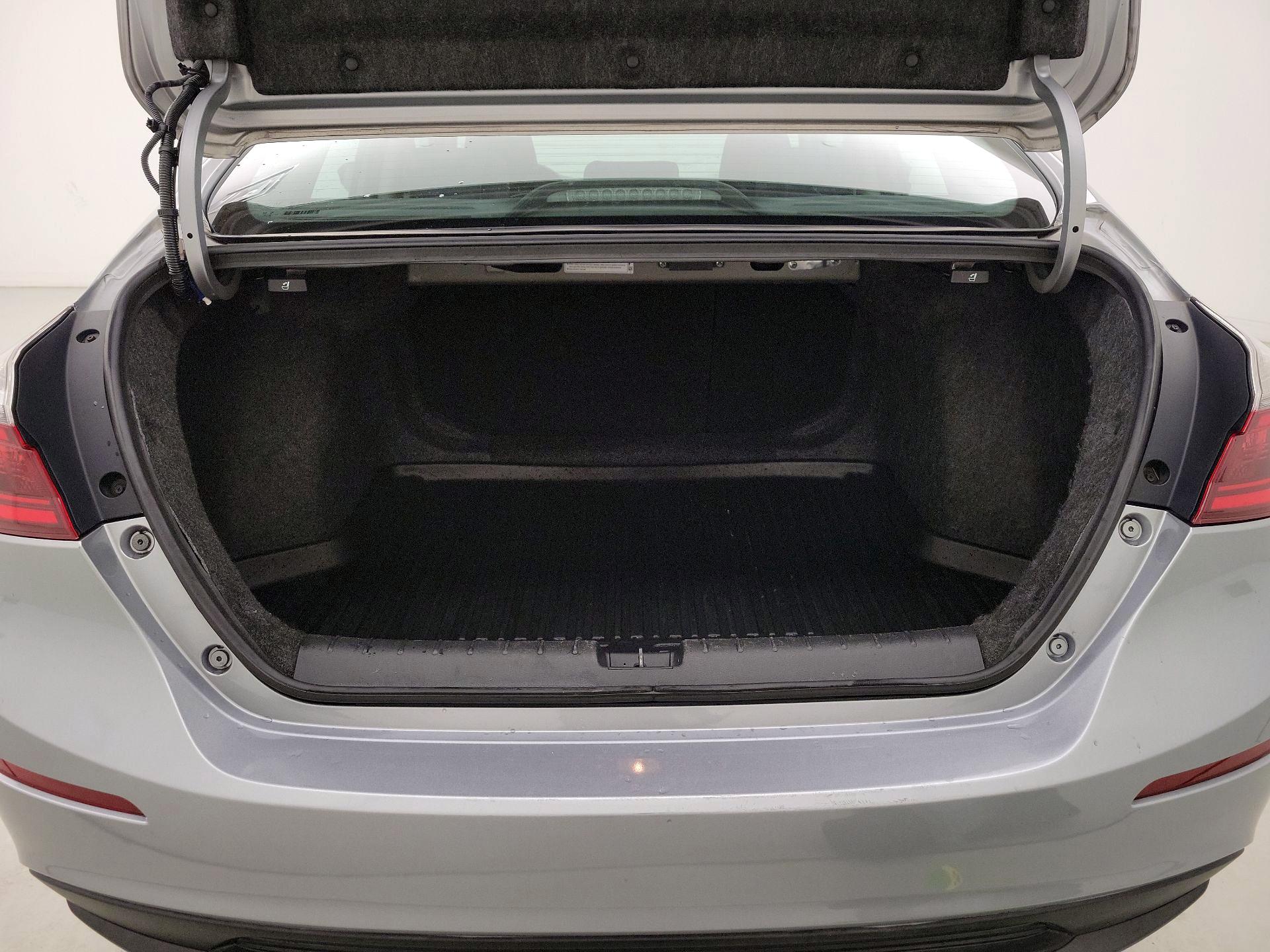 Thumbnail: 2019 Honda Insight - 20