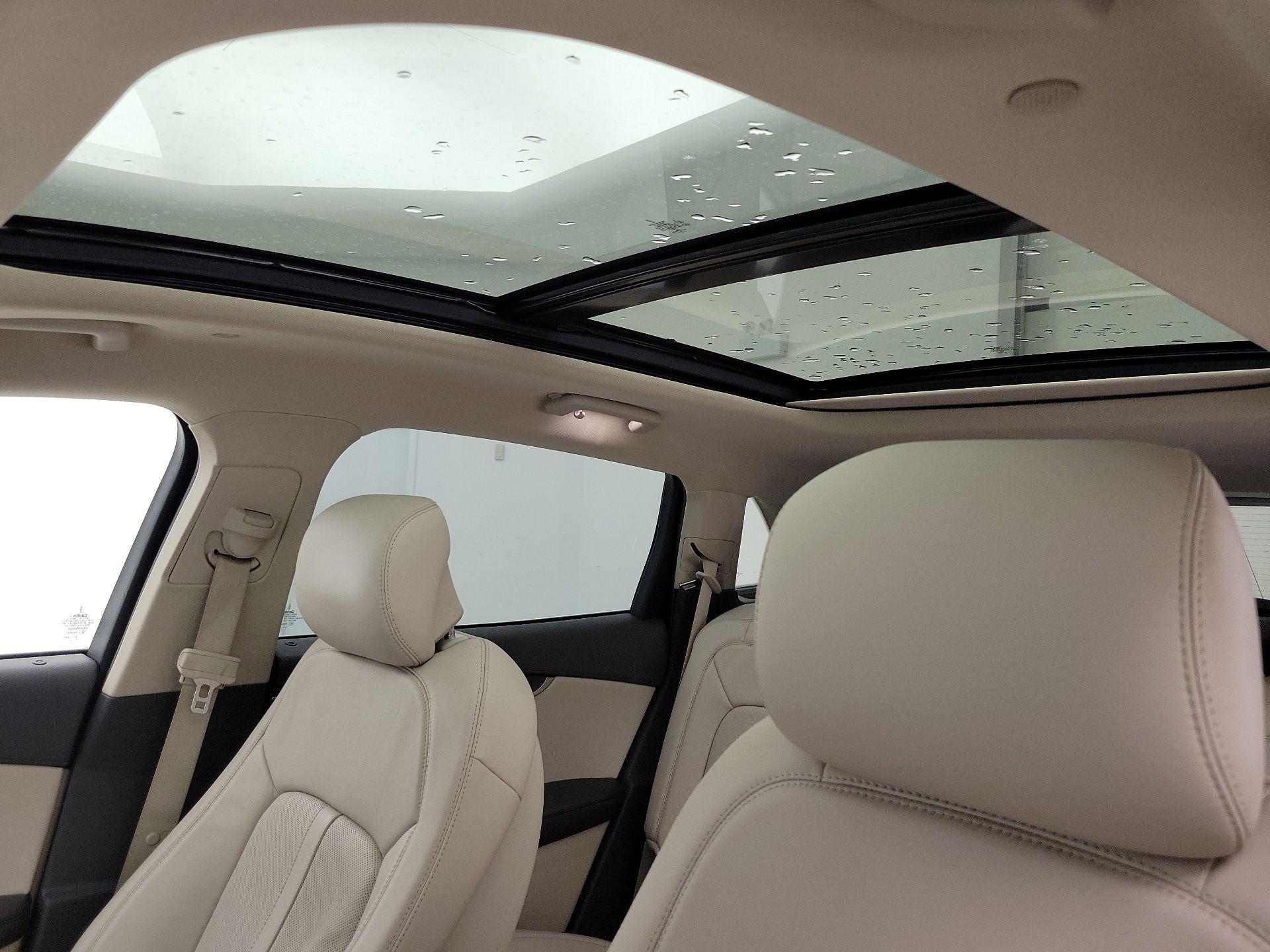 Thumbnail: 2020 Lincoln Nautilus - 20