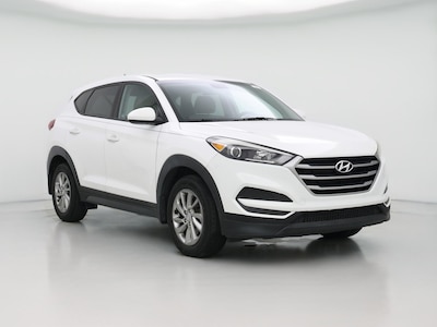 White 2017 Hyundai Tucson SE
