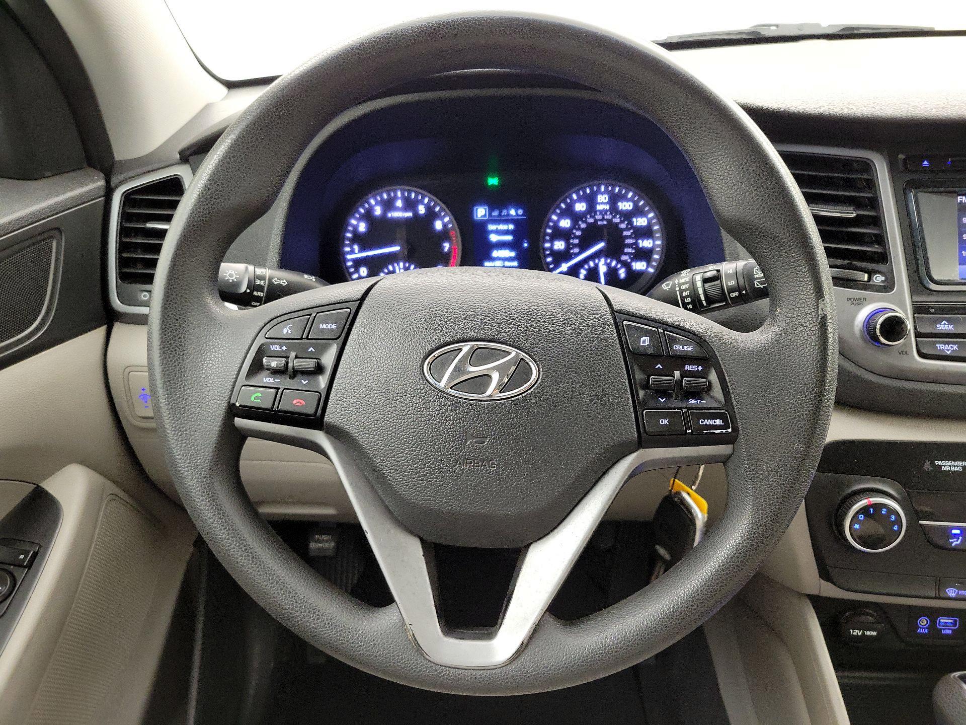 Thumbnail: 2017 Hyundai Tucson - 10