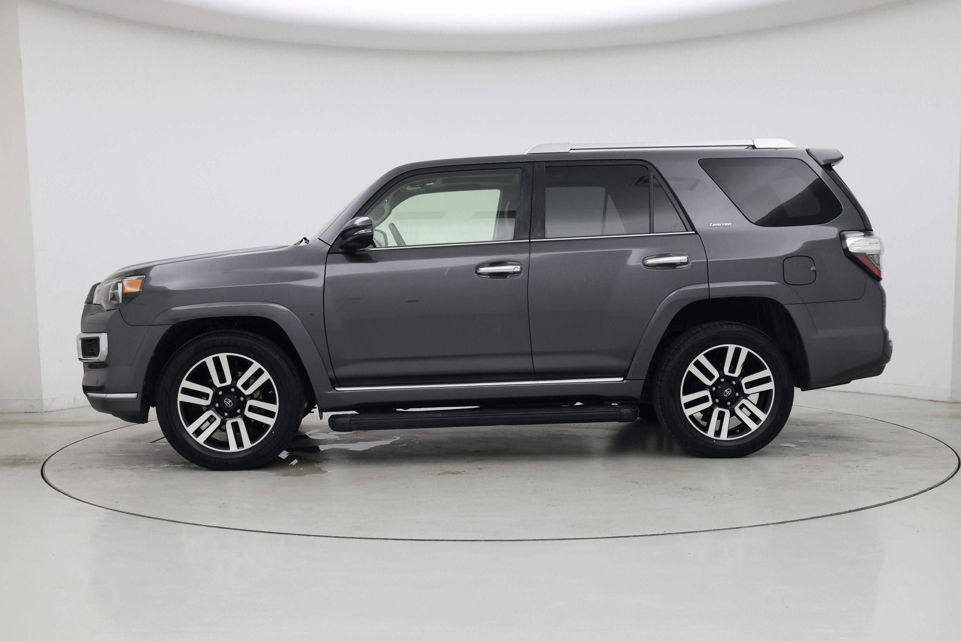 Thumbnail: 2021 Toyota 4Runner - 3