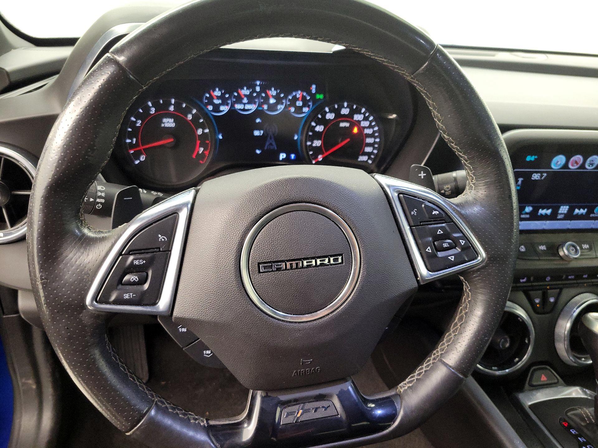 Thumbnail: 2017 Chevrolet Camaro - 10