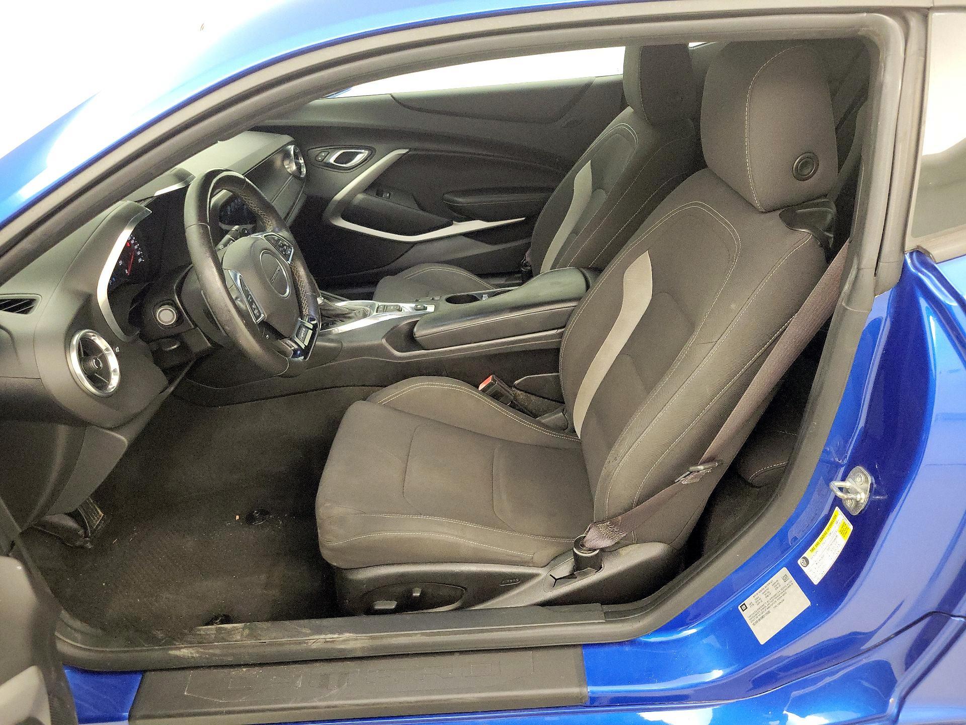 Thumbnail: 2017 Chevrolet Camaro - 11