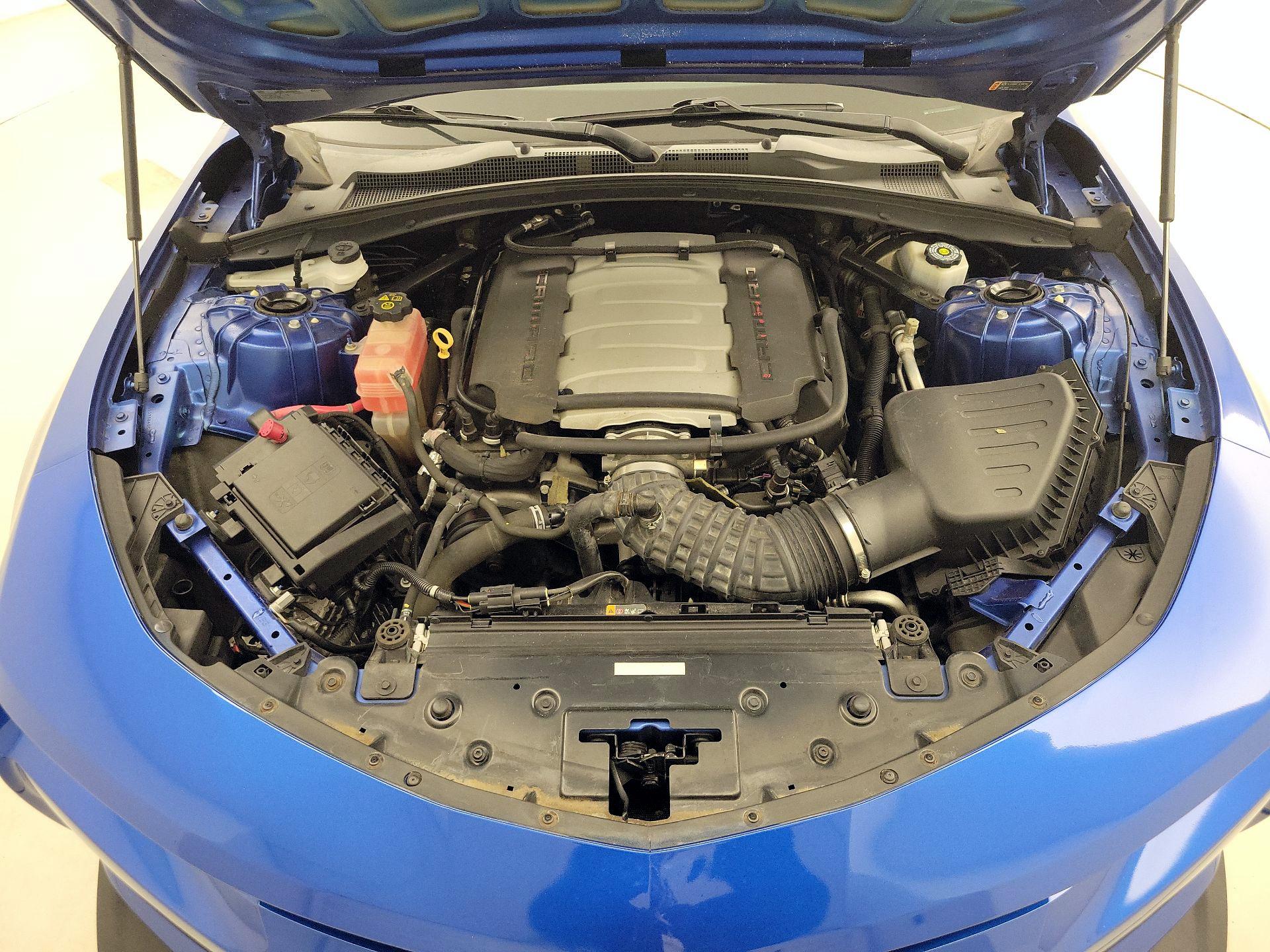 Thumbnail: 2017 Chevrolet Camaro - 18