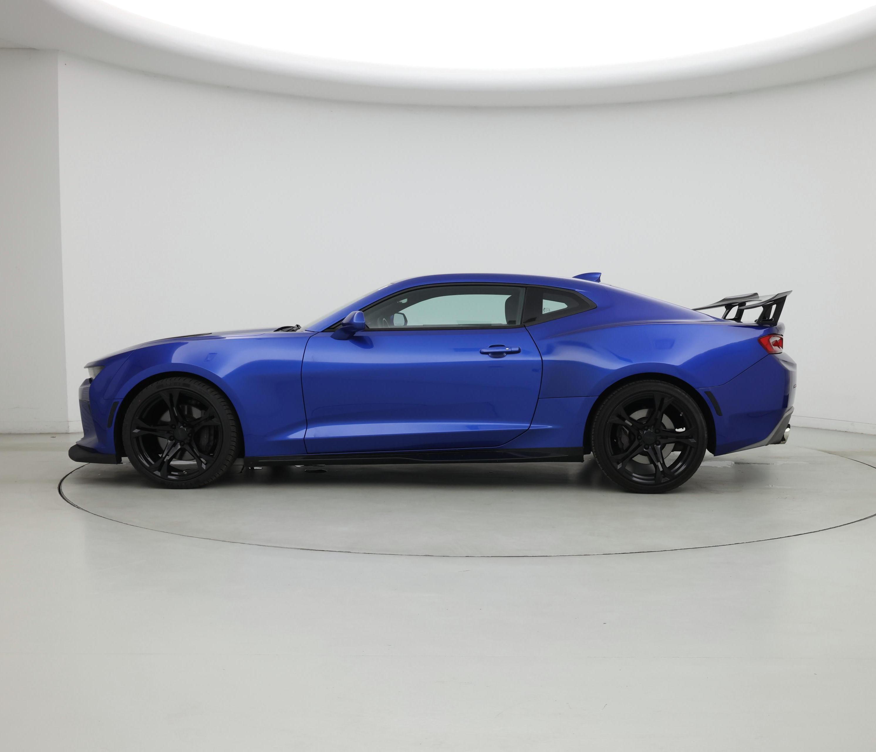 Thumbnail: 2017 Chevrolet Camaro - 3