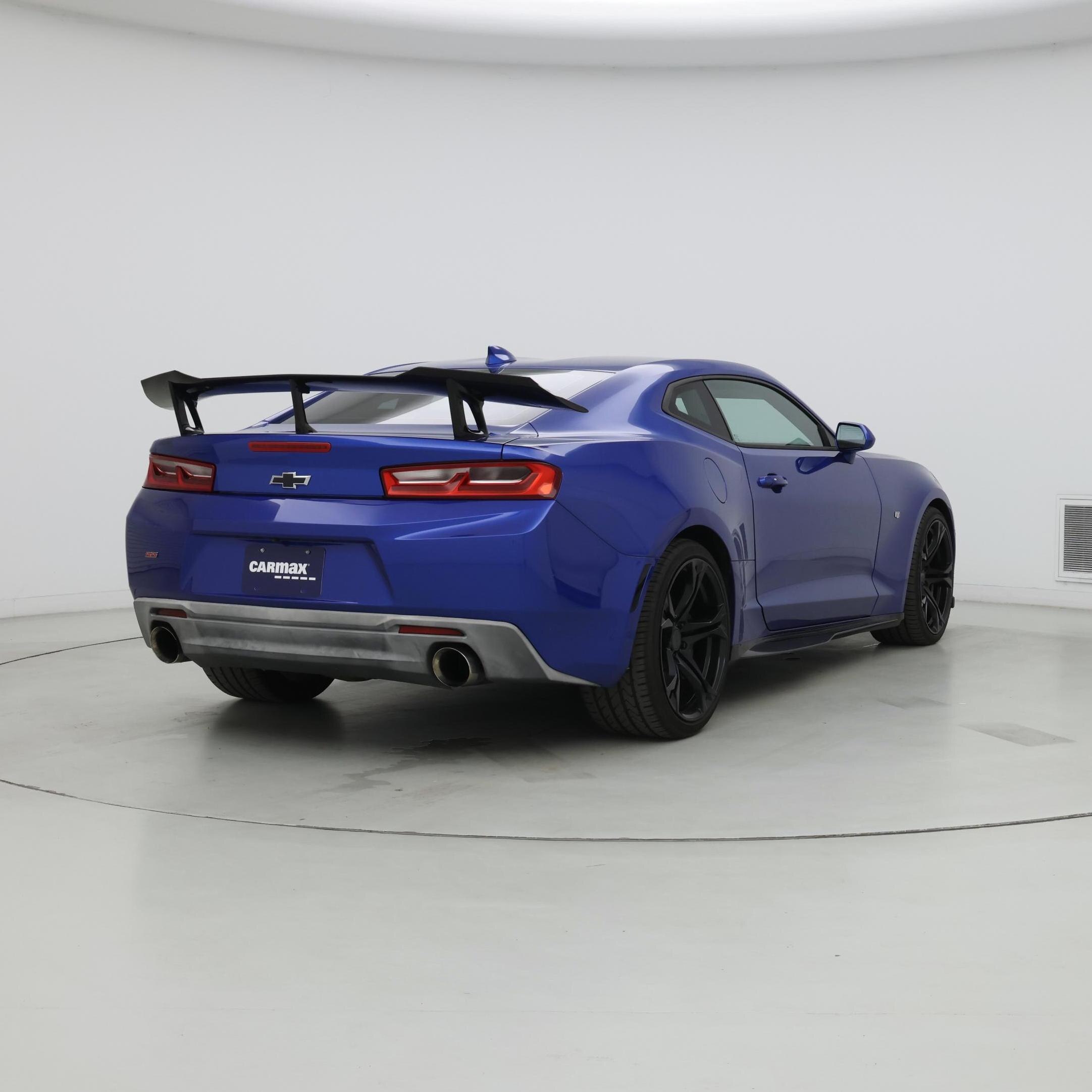 Thumbnail: 2017 Chevrolet Camaro - 8