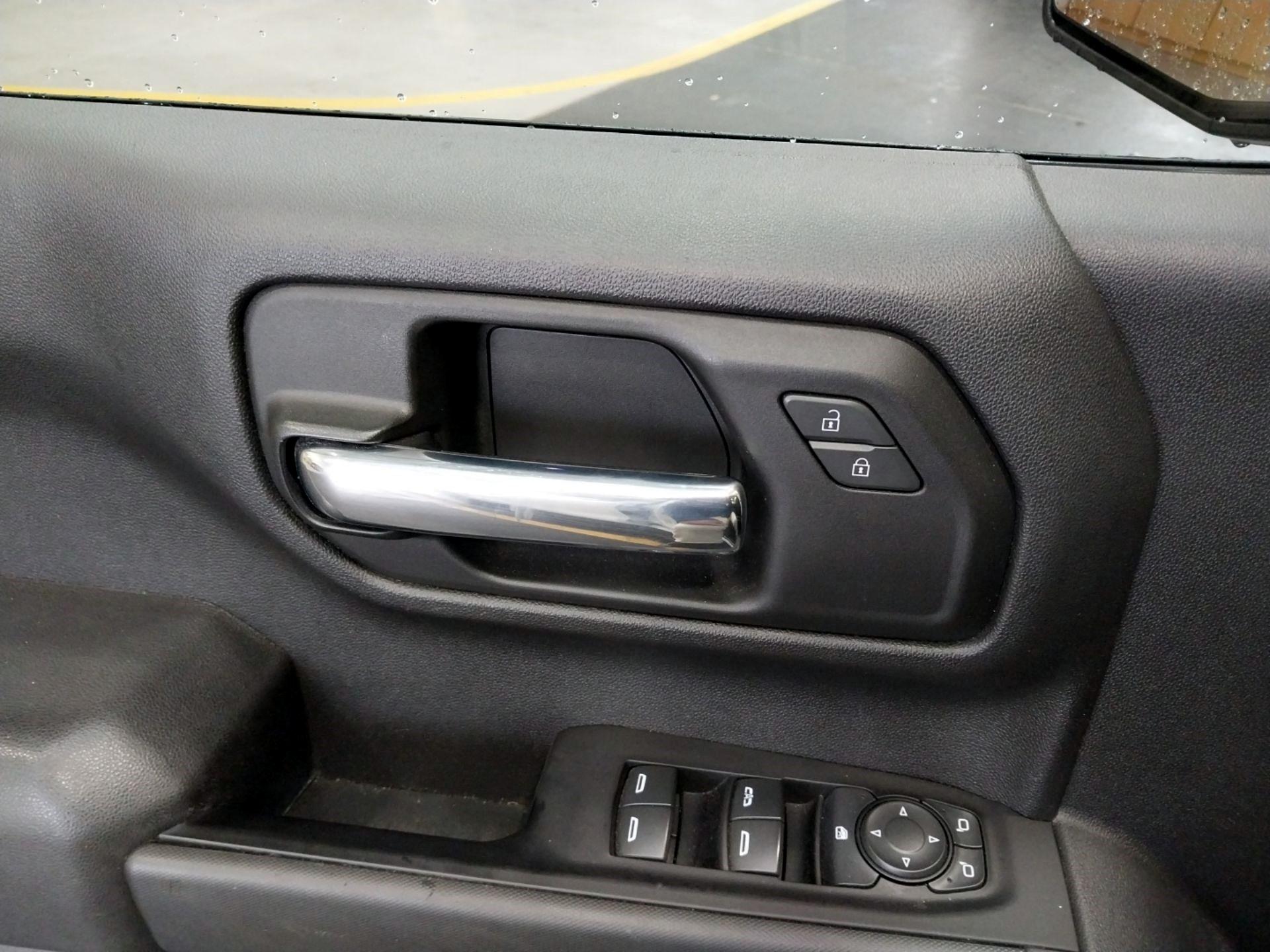 Thumbnail: 2022 Chevrolet Silverado 1500 - 10