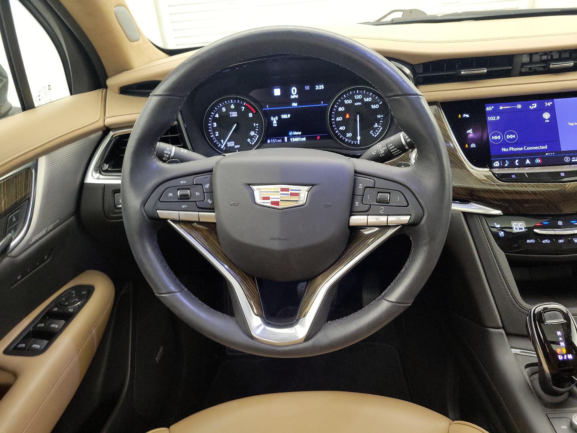 Thumbnail: 2020 Cadillac XT6 - 10