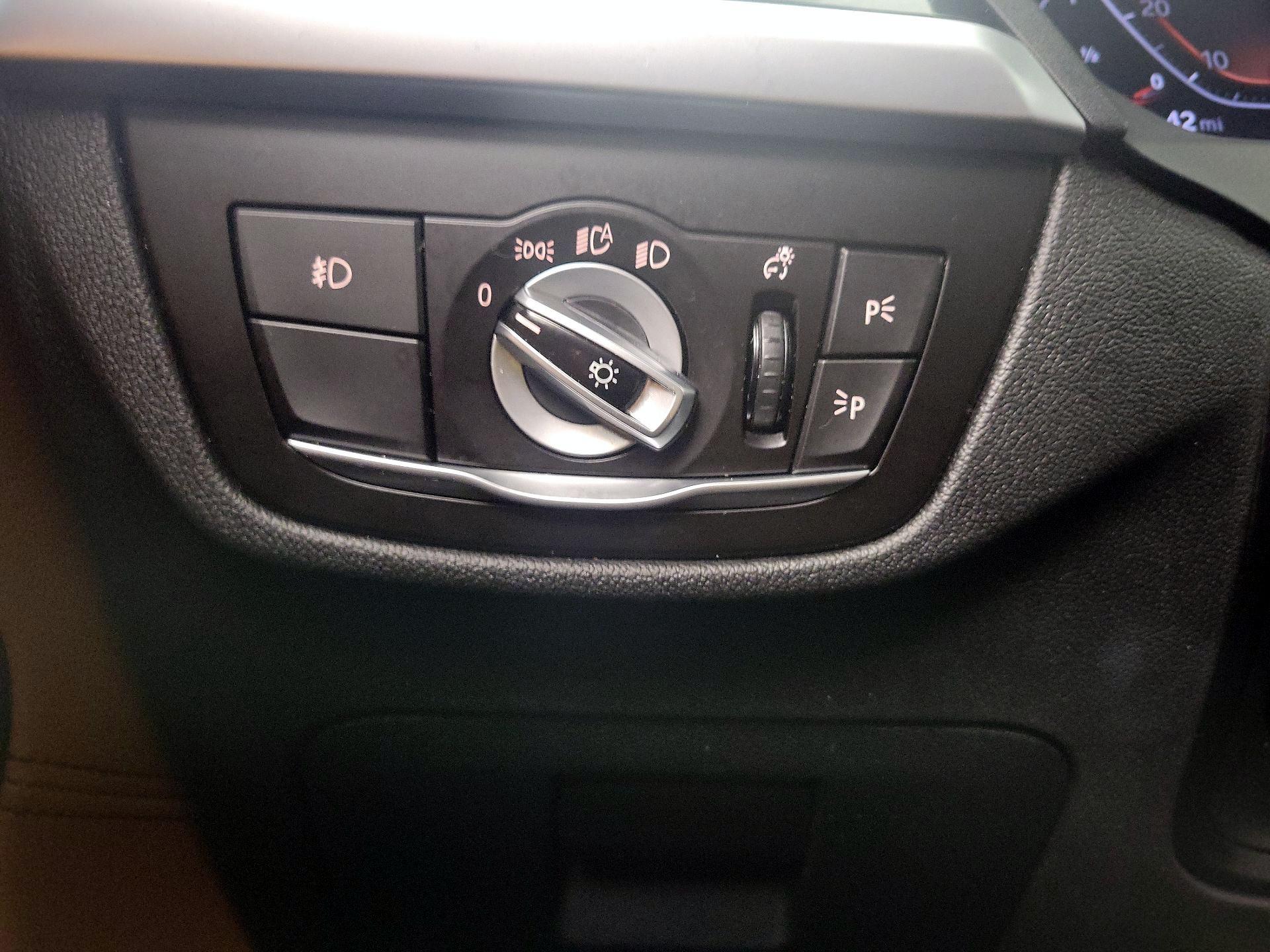 Thumbnail: 2021 BMW X3 - 13