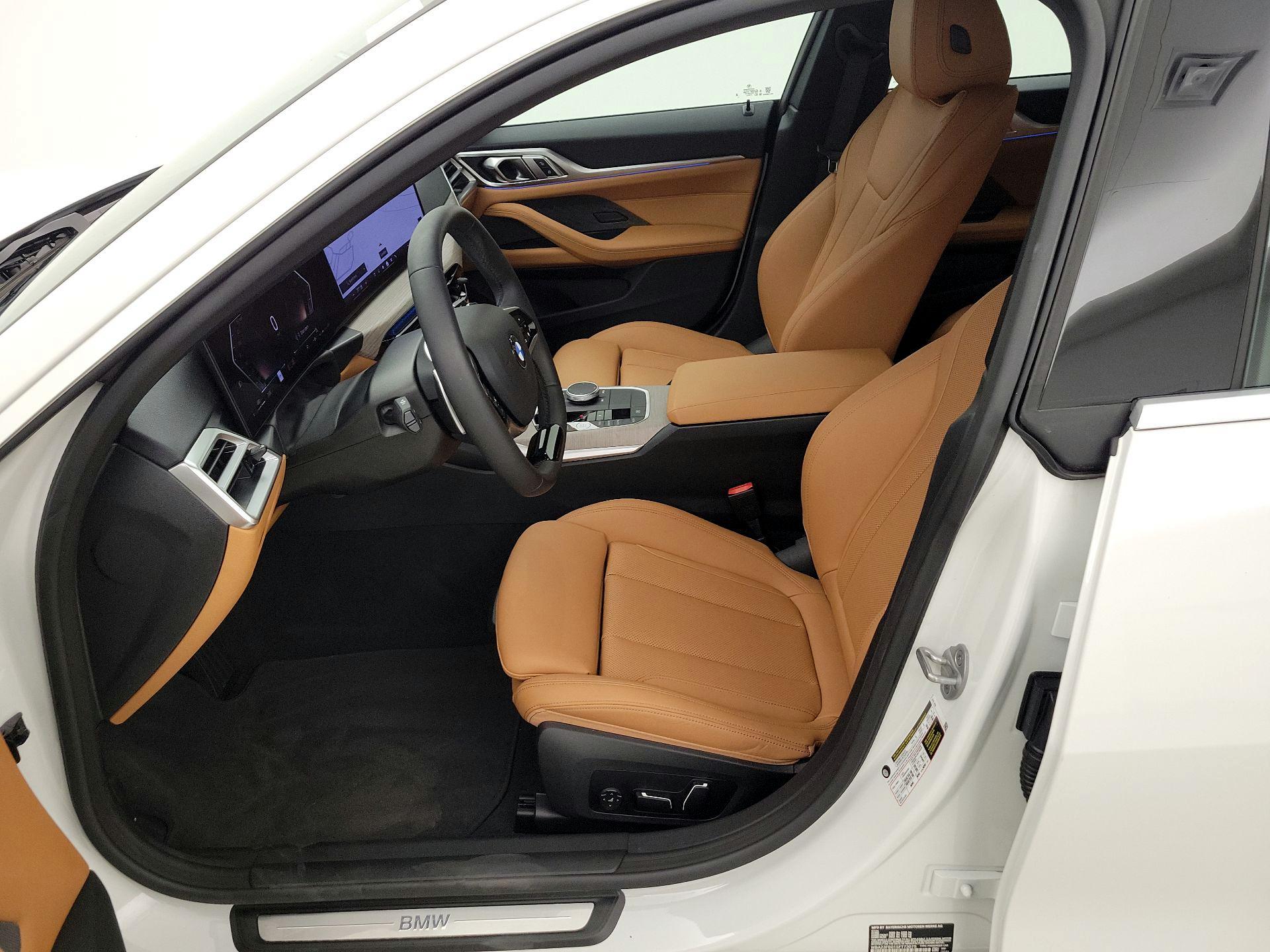 Thumbnail: 2025 BMW 4 Series - 11