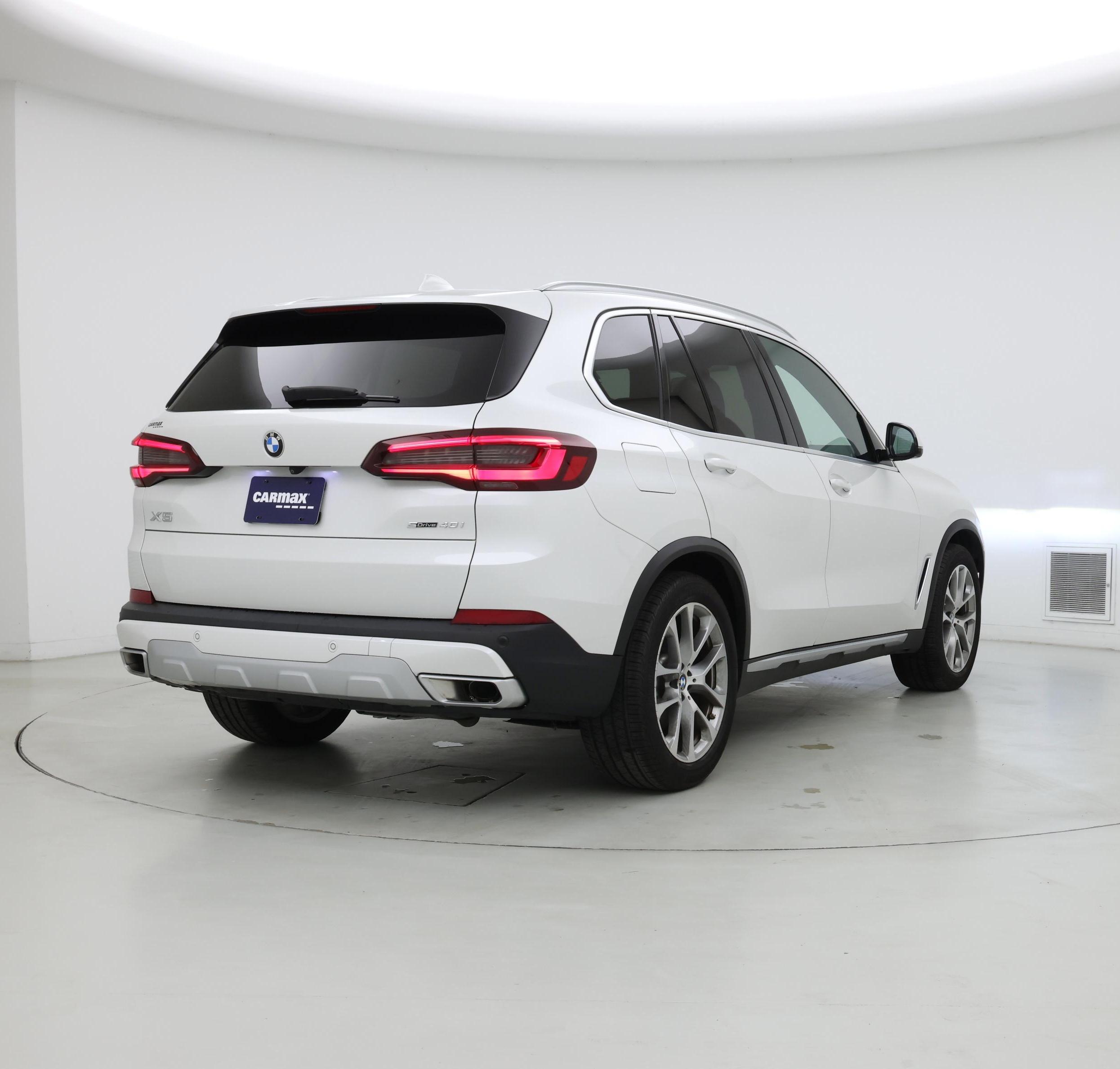 Thumbnail: 2023 BMW X5 - 8