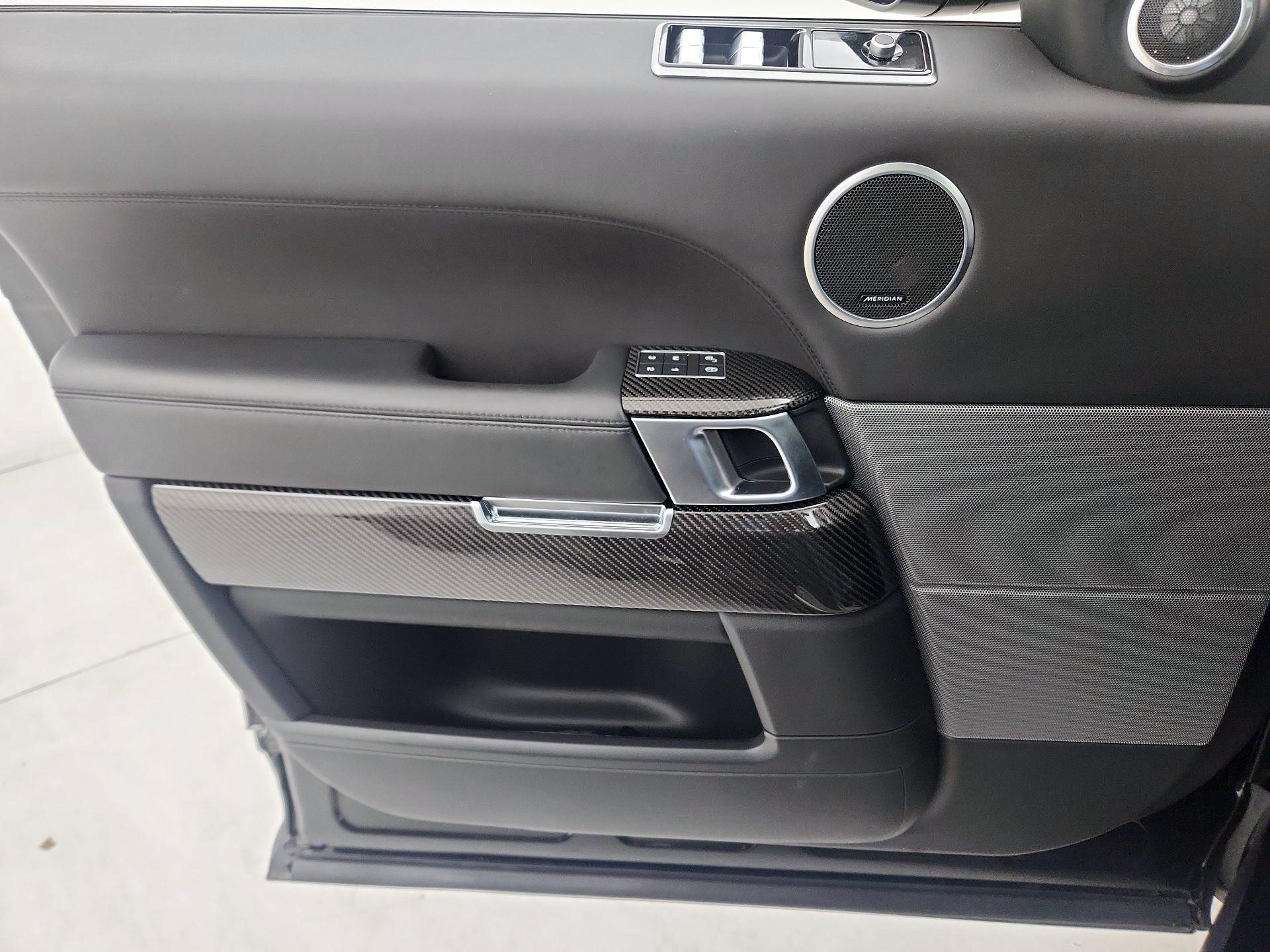 Thumbnail: 2020 Land Rover Range Rover Sport - 12