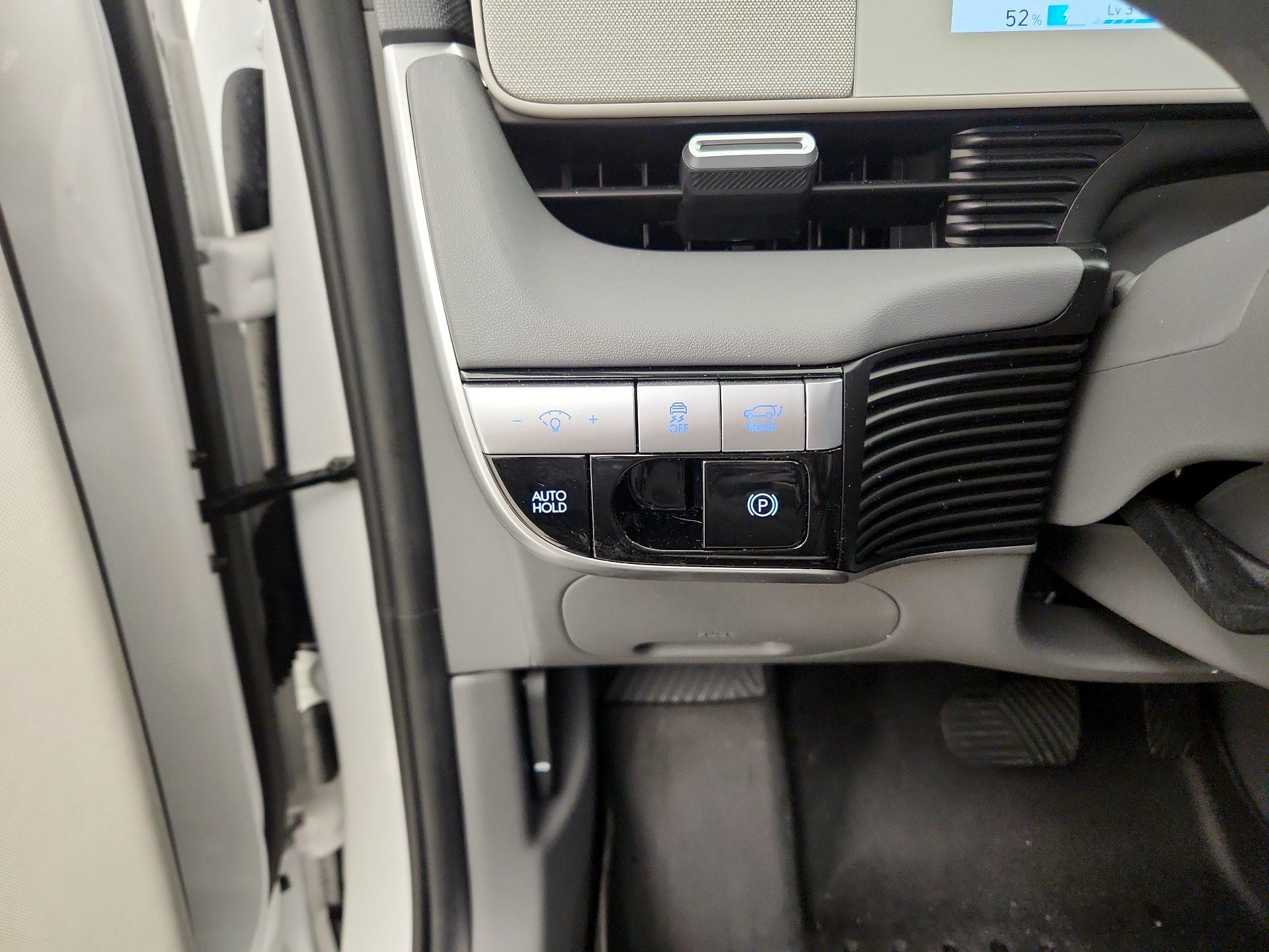 Thumbnail: 2023 Hyundai Ioniq 5 - 13