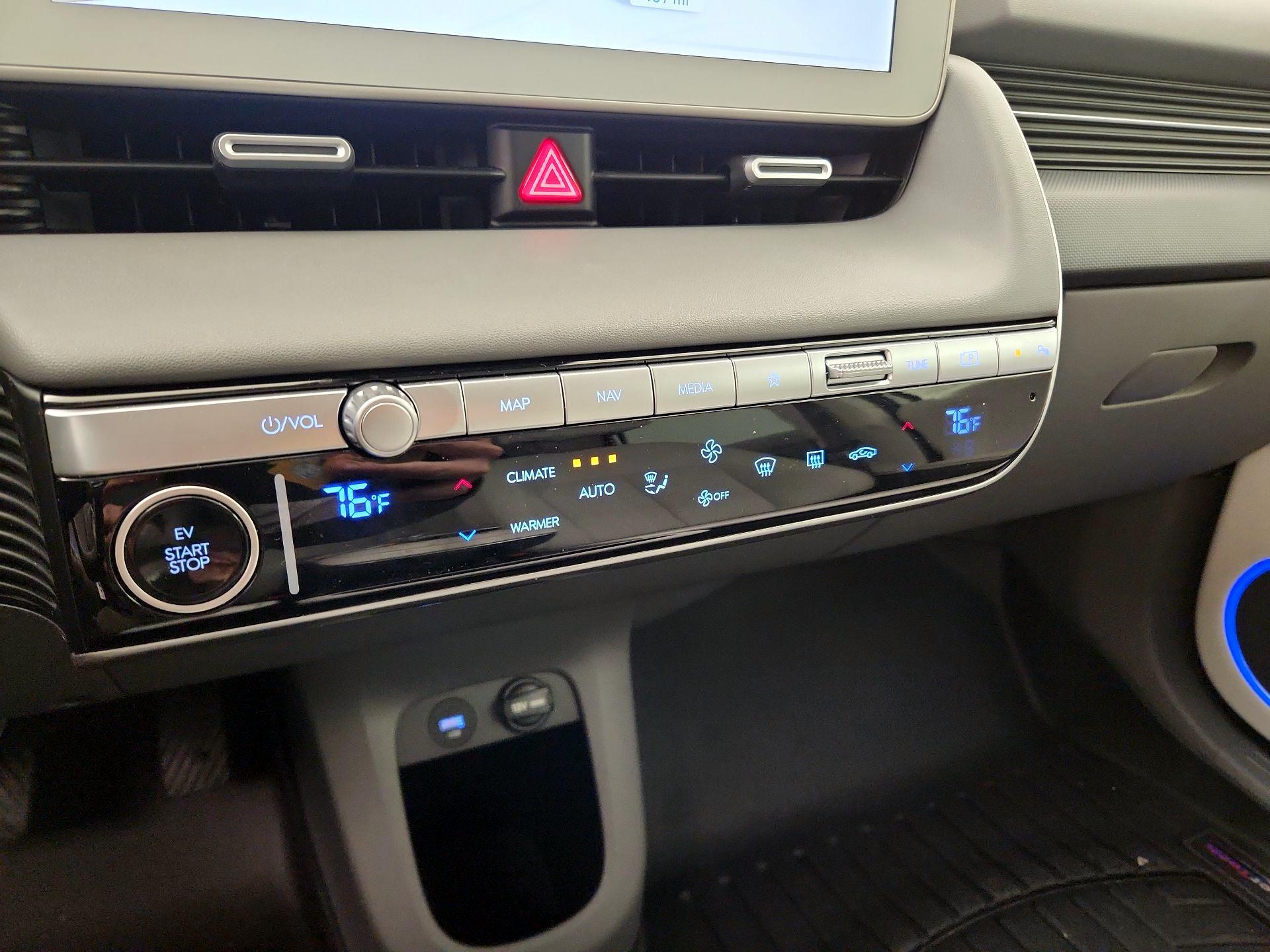 Thumbnail: 2023 Hyundai Ioniq 5 - 17