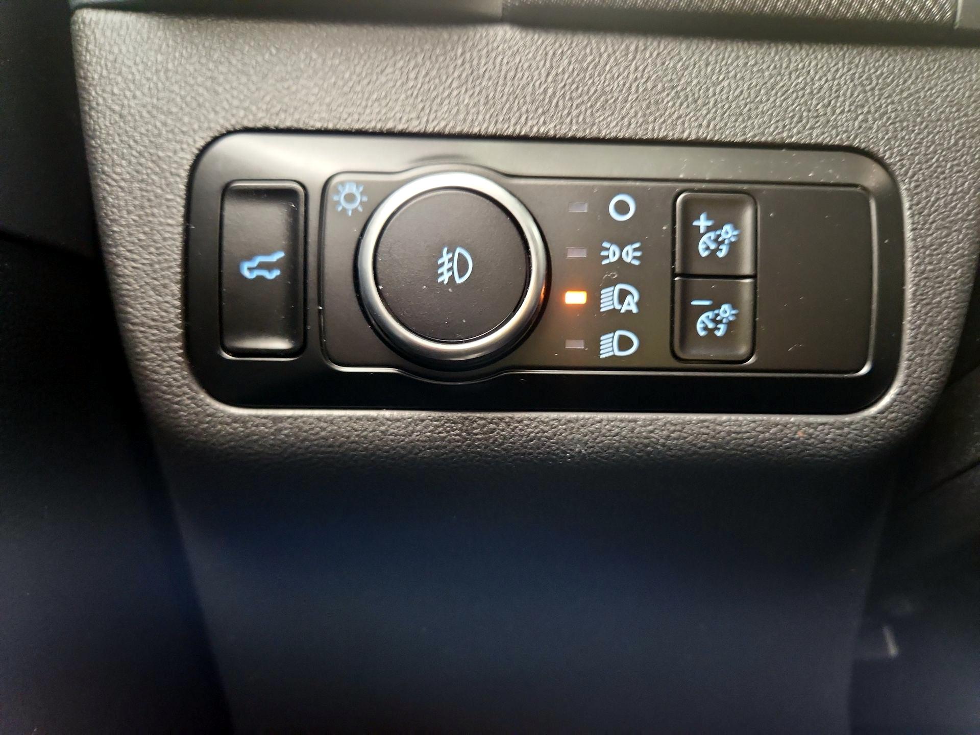 Thumbnail: 2023 Ford Bronco Sport - 13