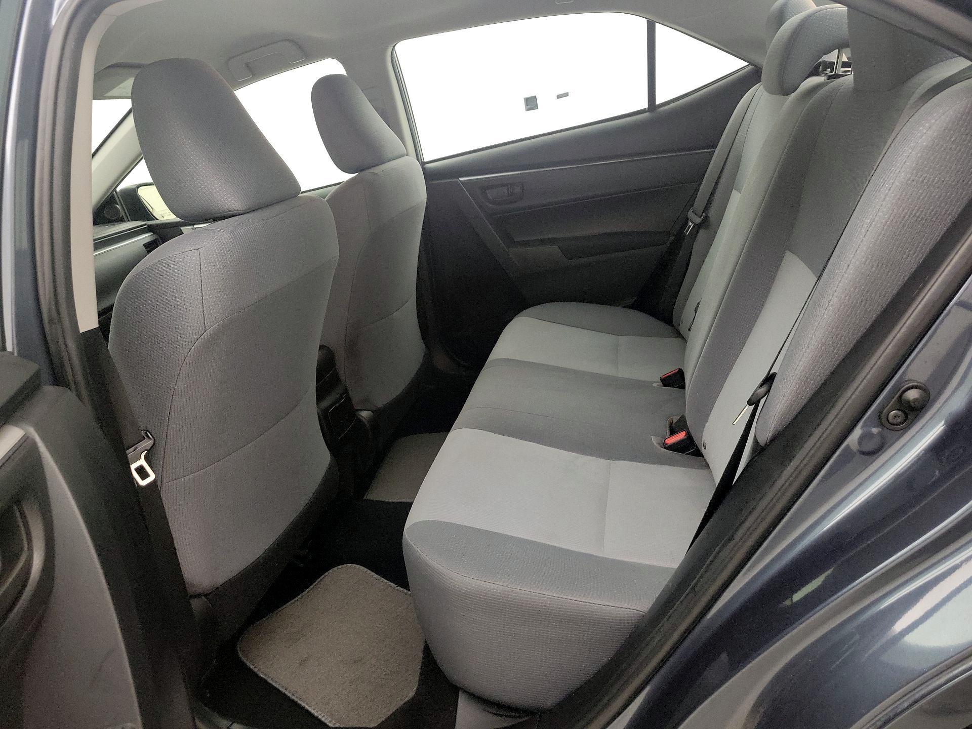 Thumbnail: 2016 Toyota Corolla - 18