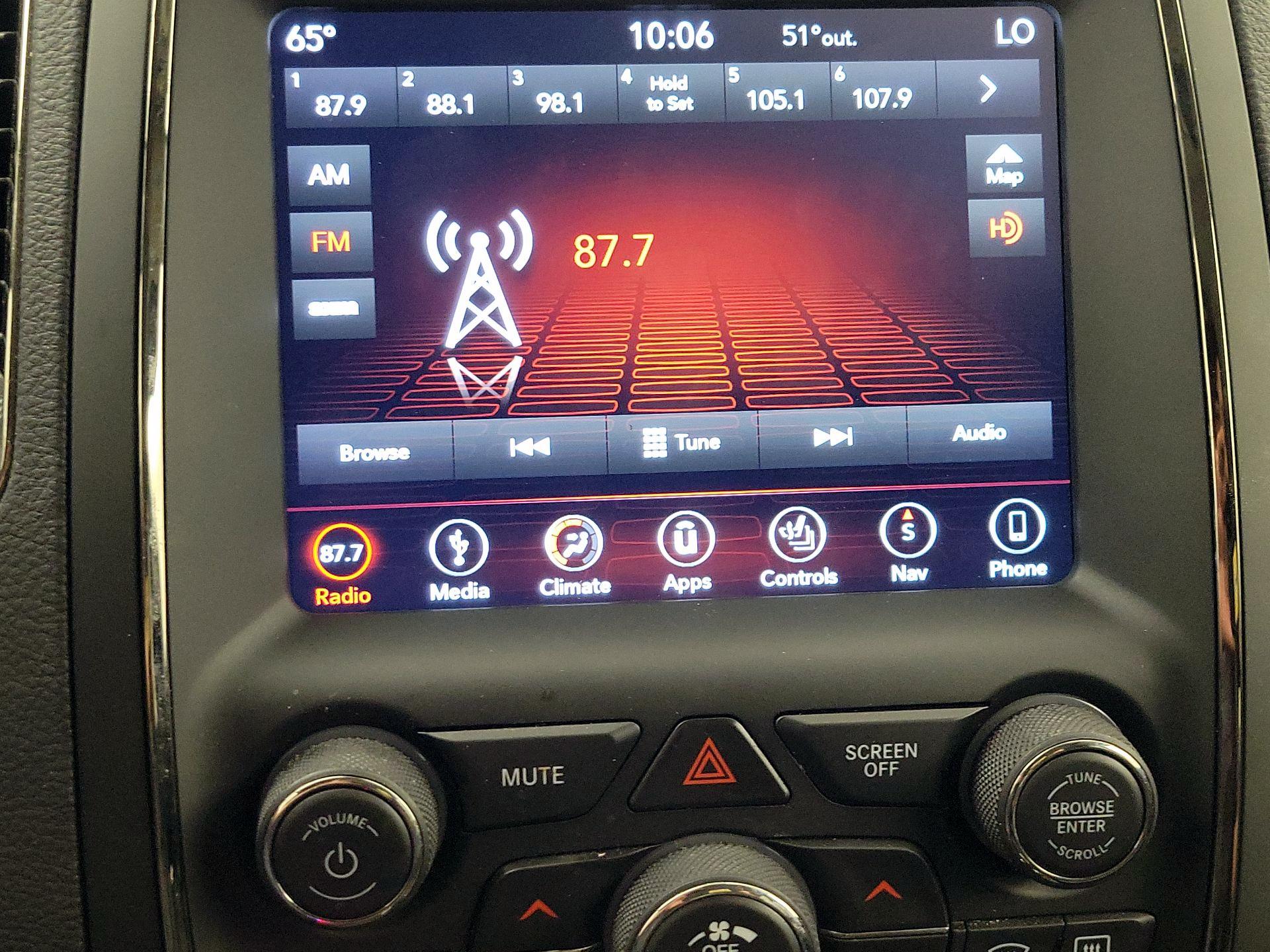 Thumbnail: 2018 Dodge Durango - 16