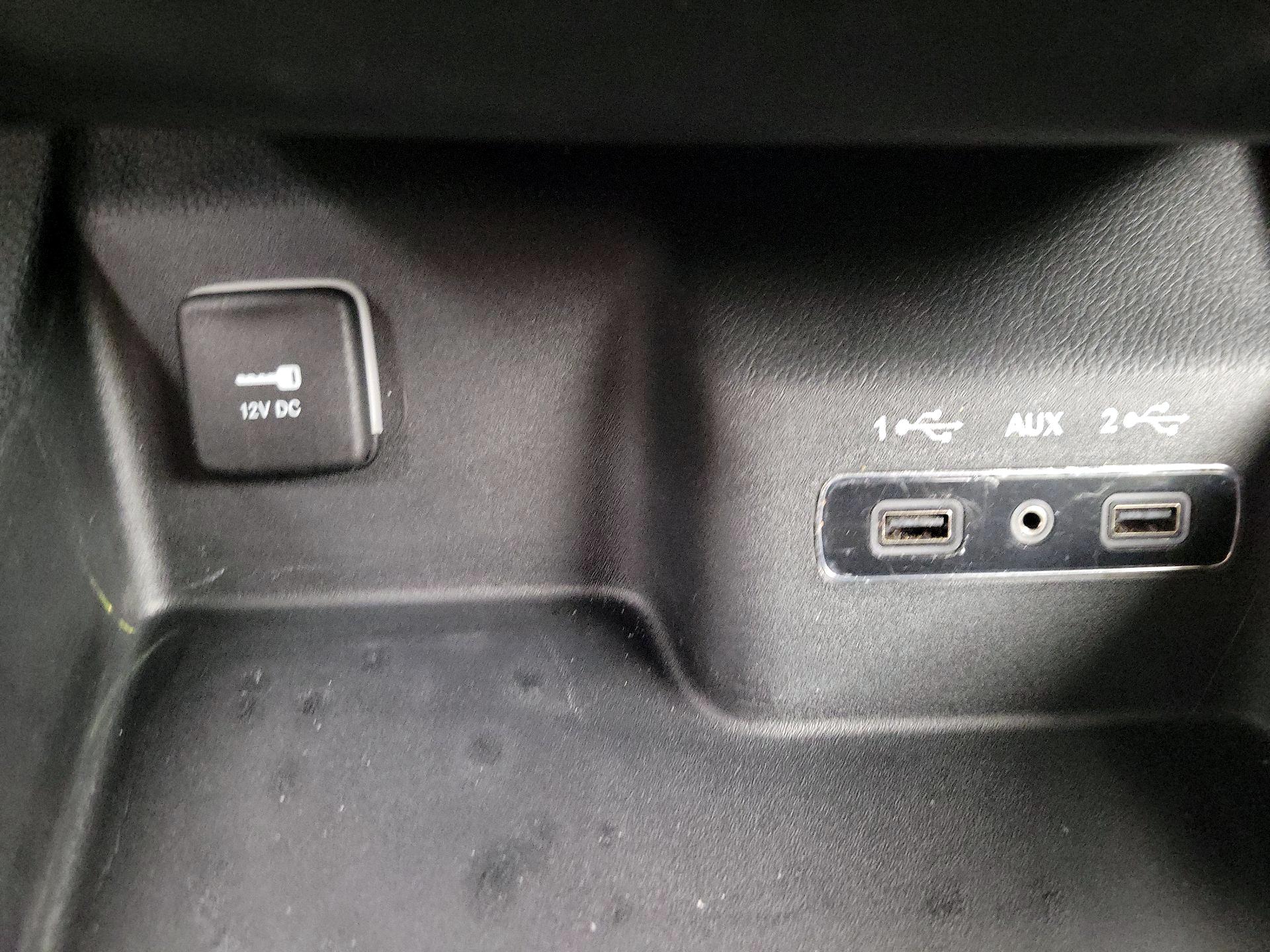 Thumbnail: 2018 Dodge Durango - 19