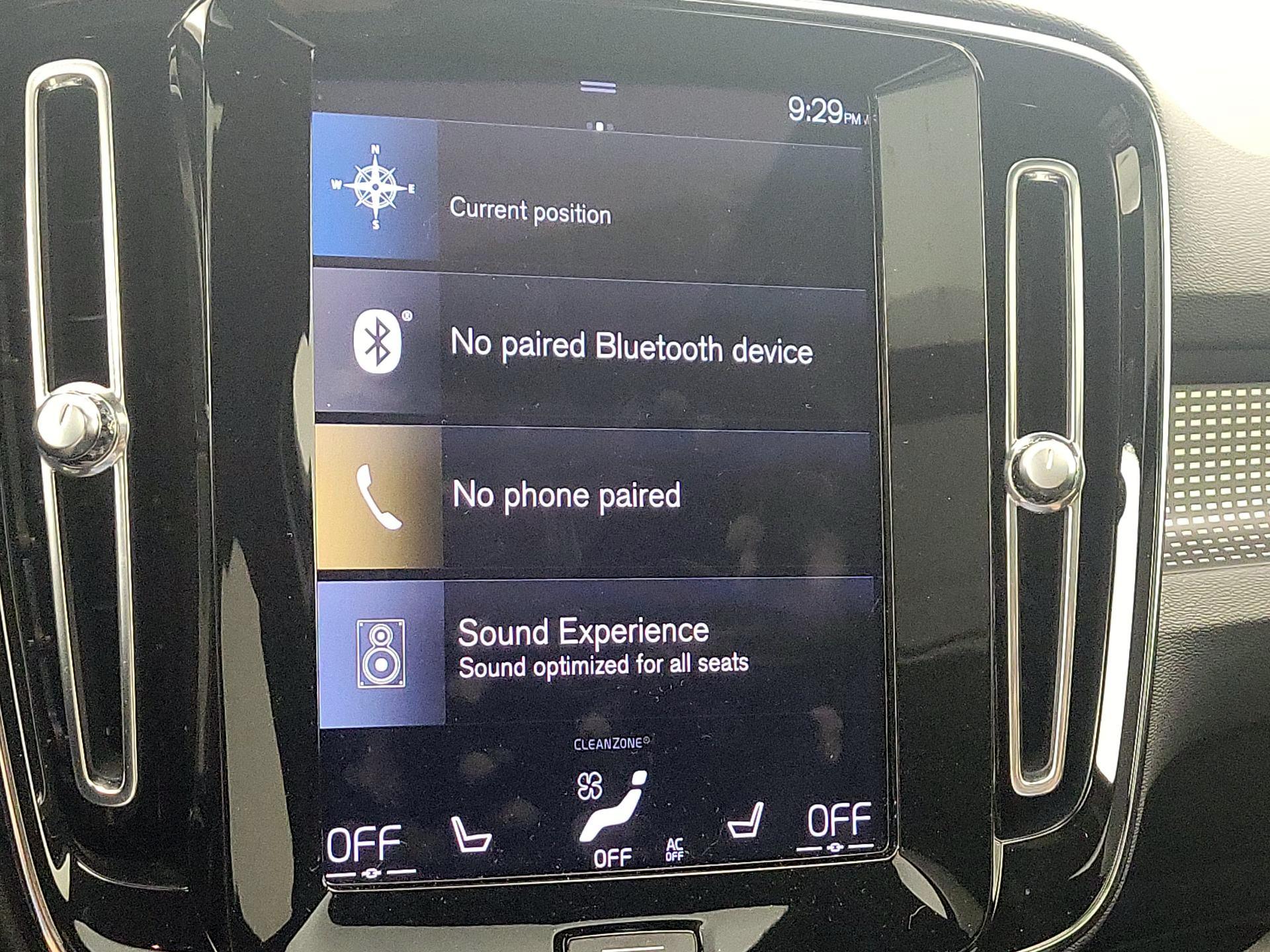 Thumbnail: 2021 Volvo XC40 - 15