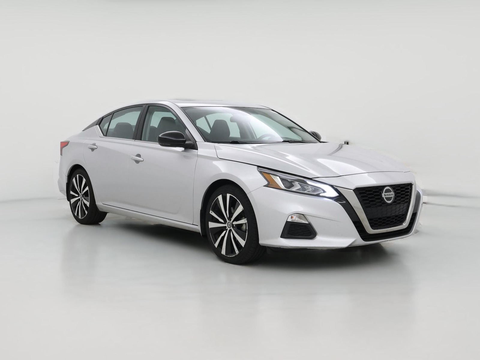2020 Nissan Altima SR