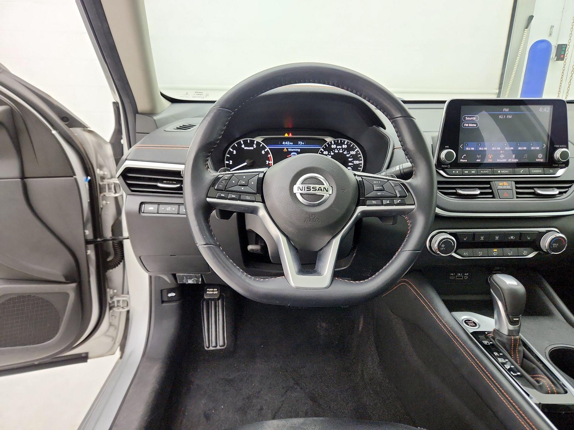 Thumbnail: 2020 Nissan Altima - 10