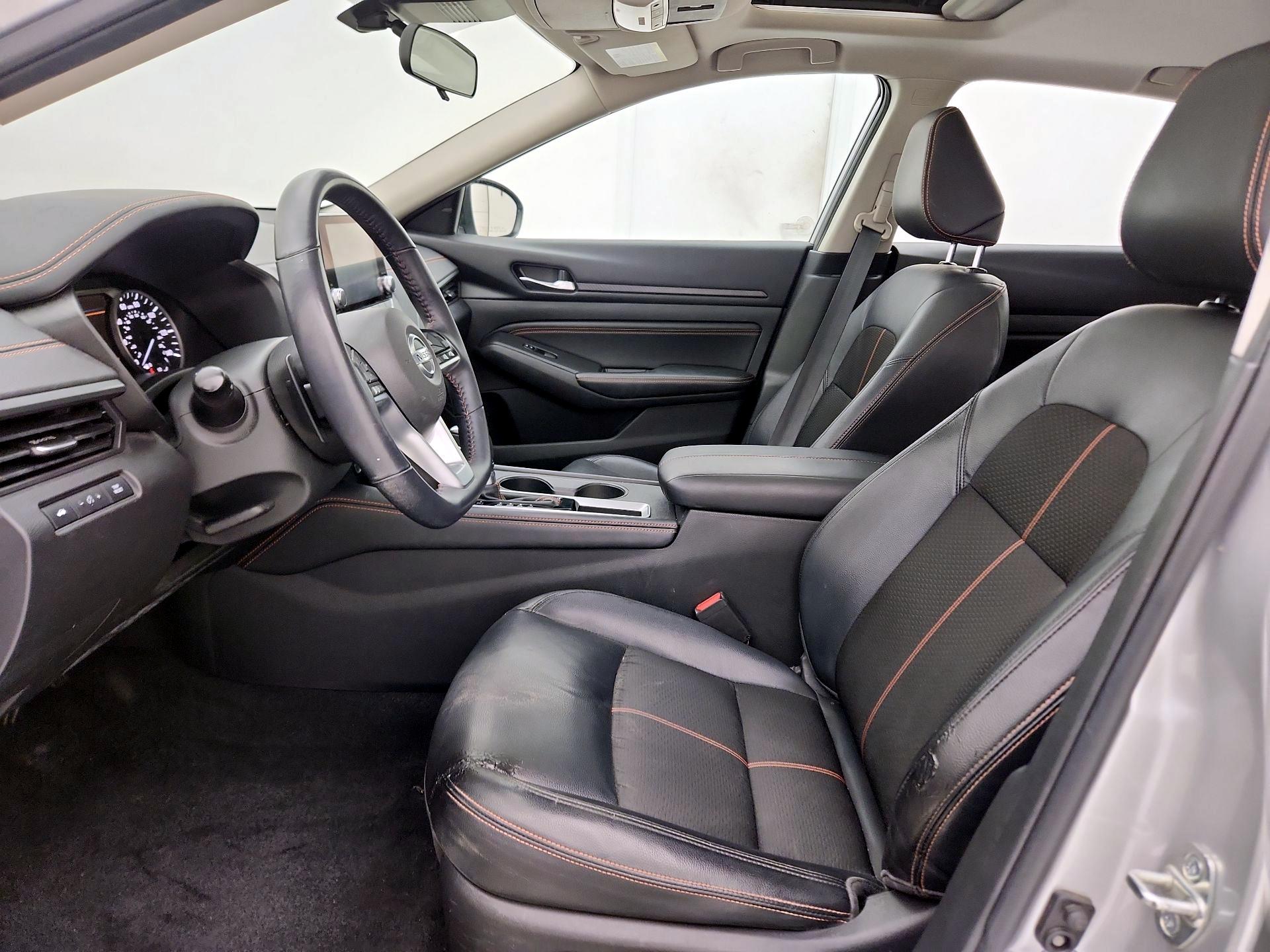 Thumbnail: 2020 Nissan Altima - 11