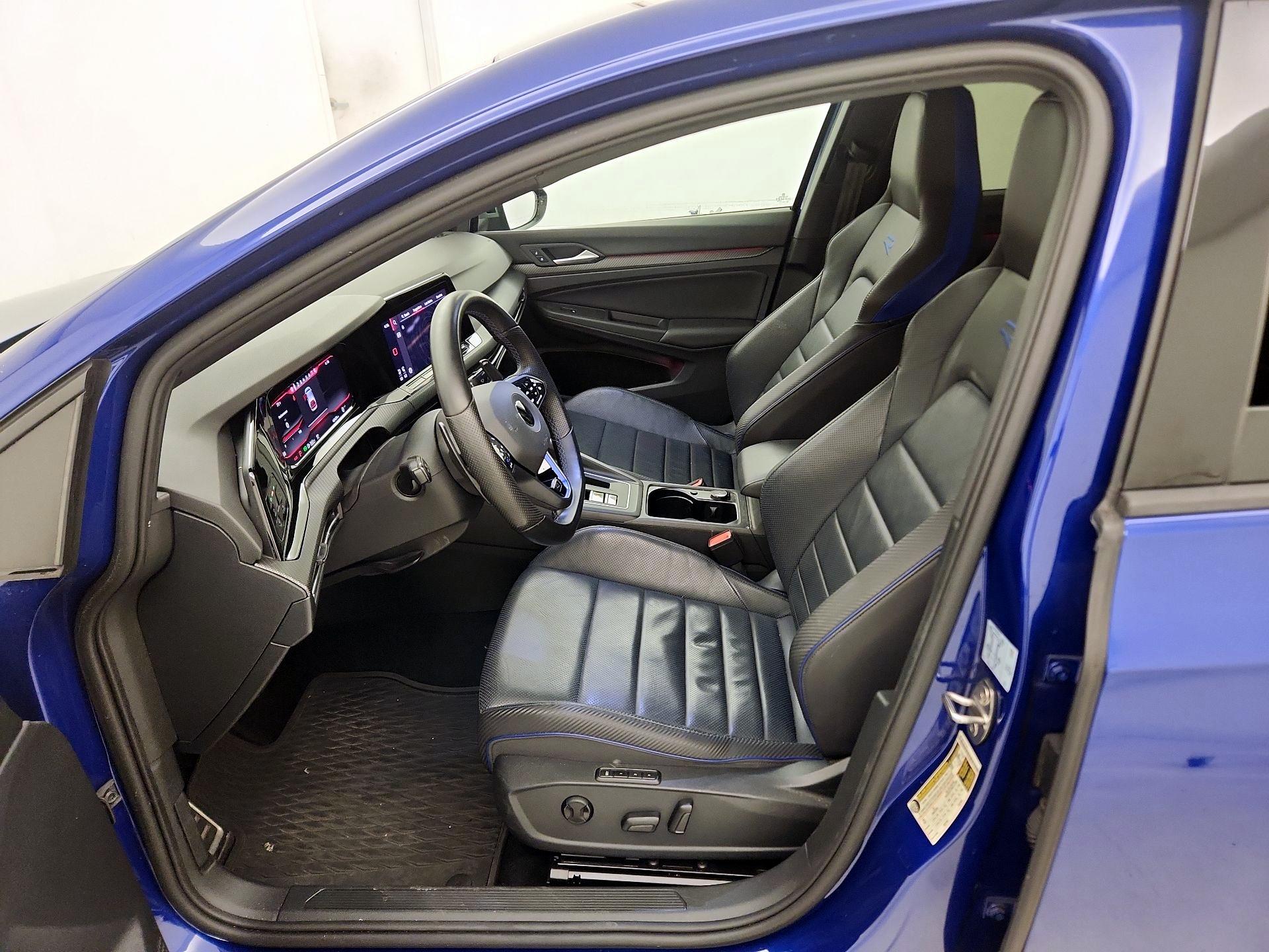 Thumbnail: 2022 Volkswagen Golf - 11