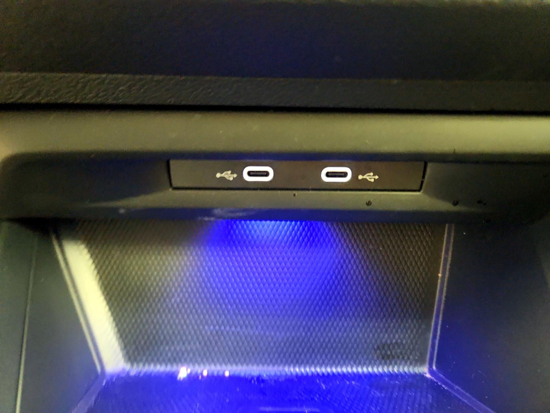 Thumbnail: 2022 Volkswagen Golf - 19