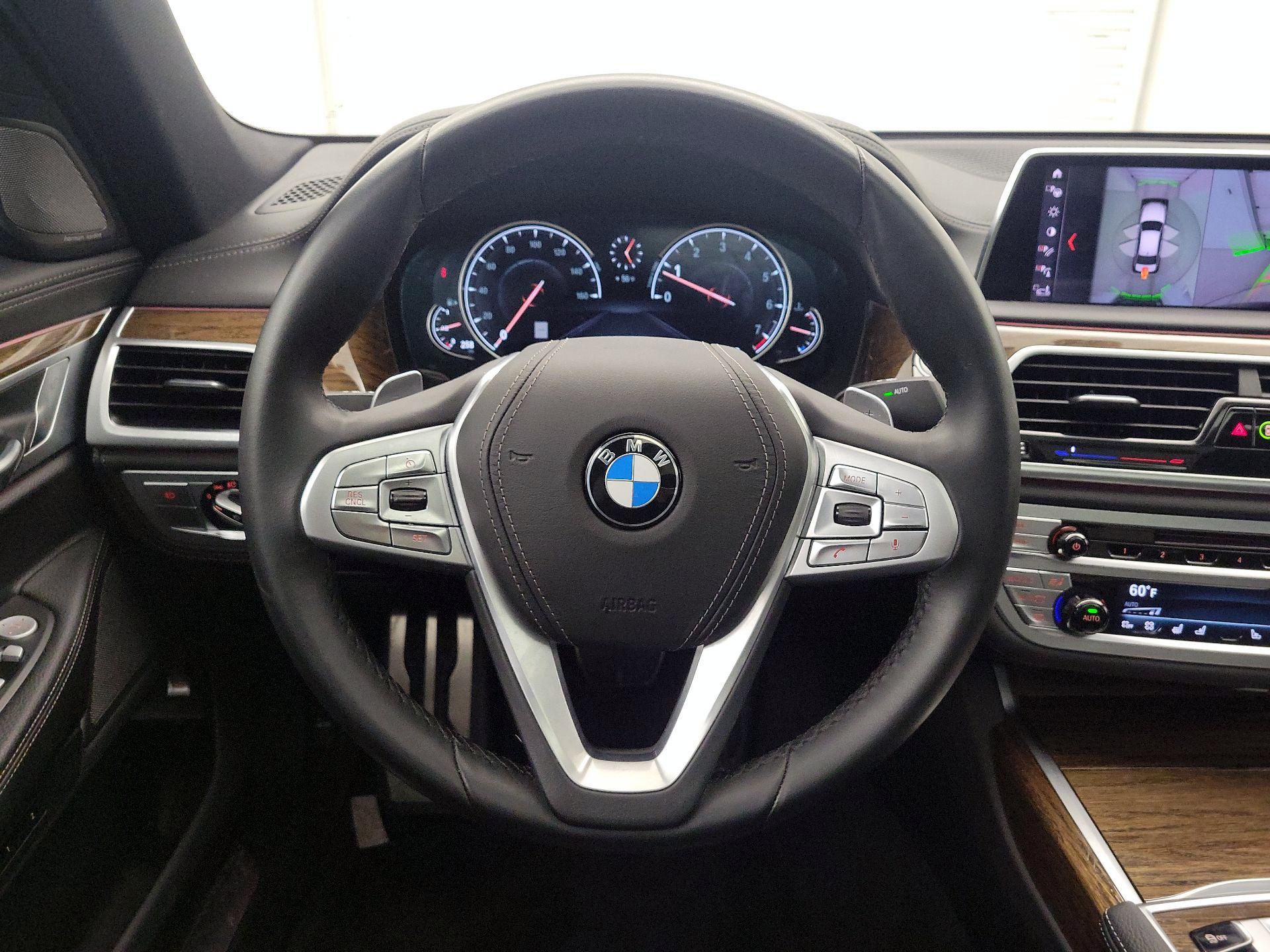 Thumbnail: 2019 BMW 7 Series - 10