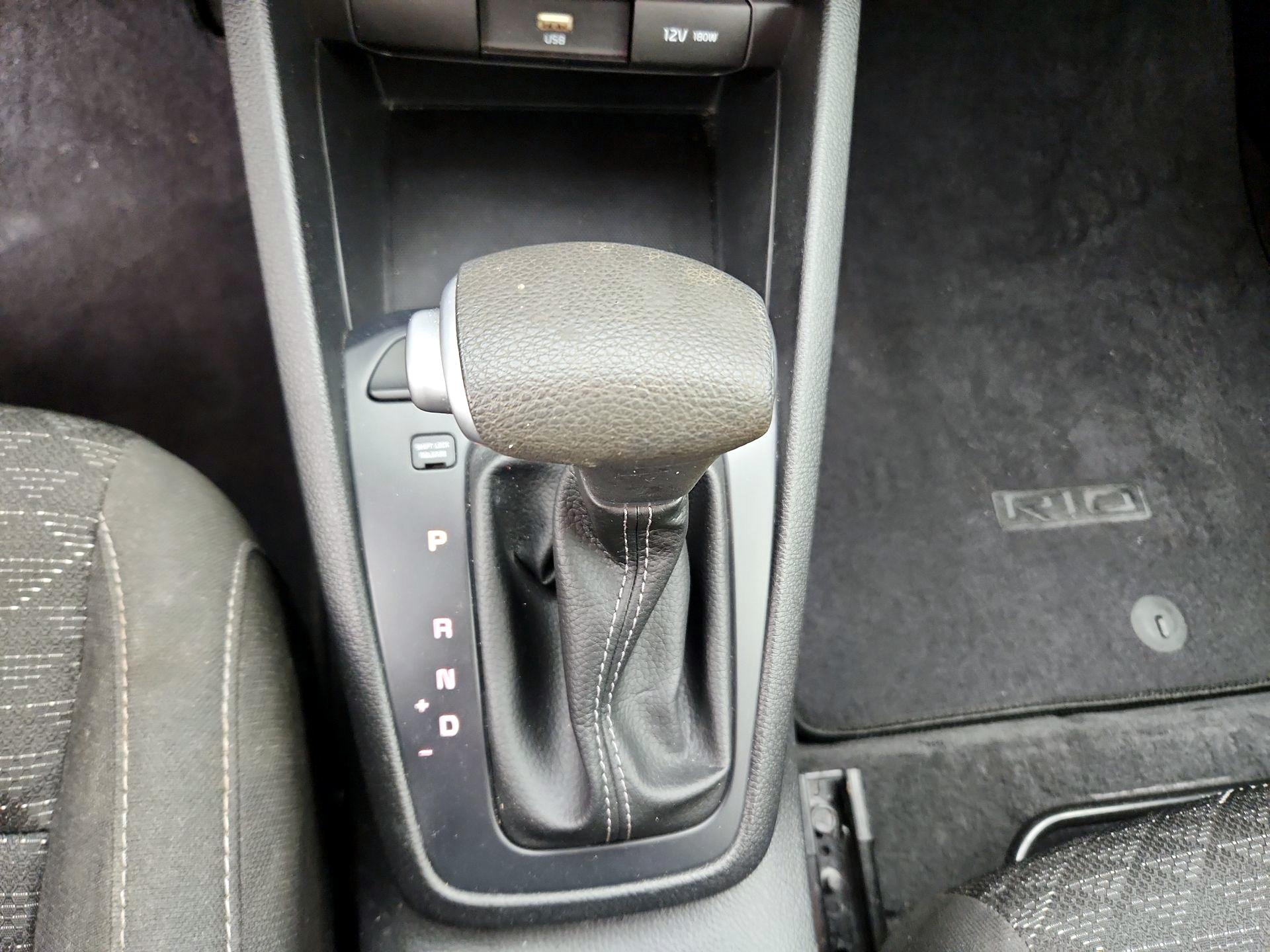 Thumbnail: 2023 Kia Rio - 17