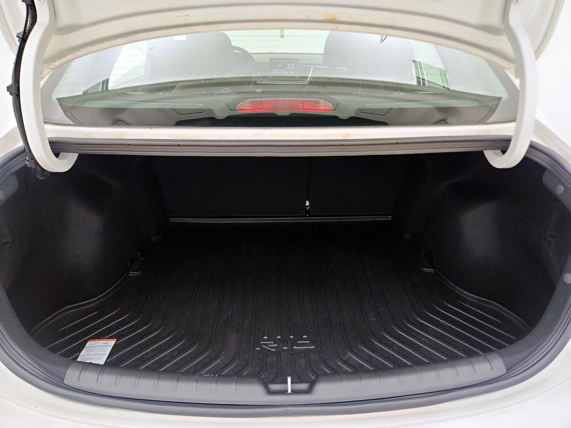 Thumbnail: 2023 Kia Rio - 20