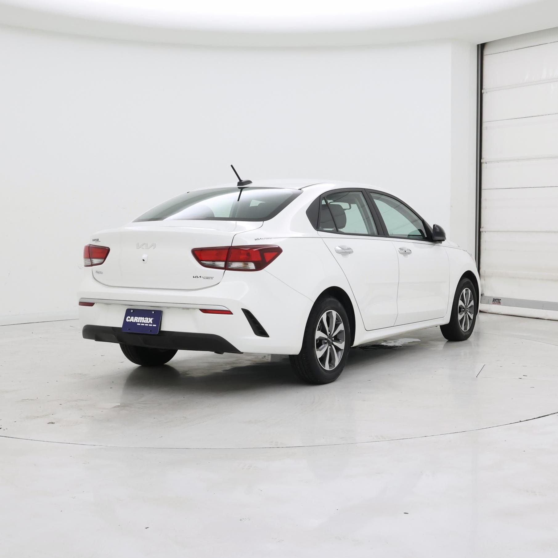 Thumbnail: 2023 Kia Rio - 8