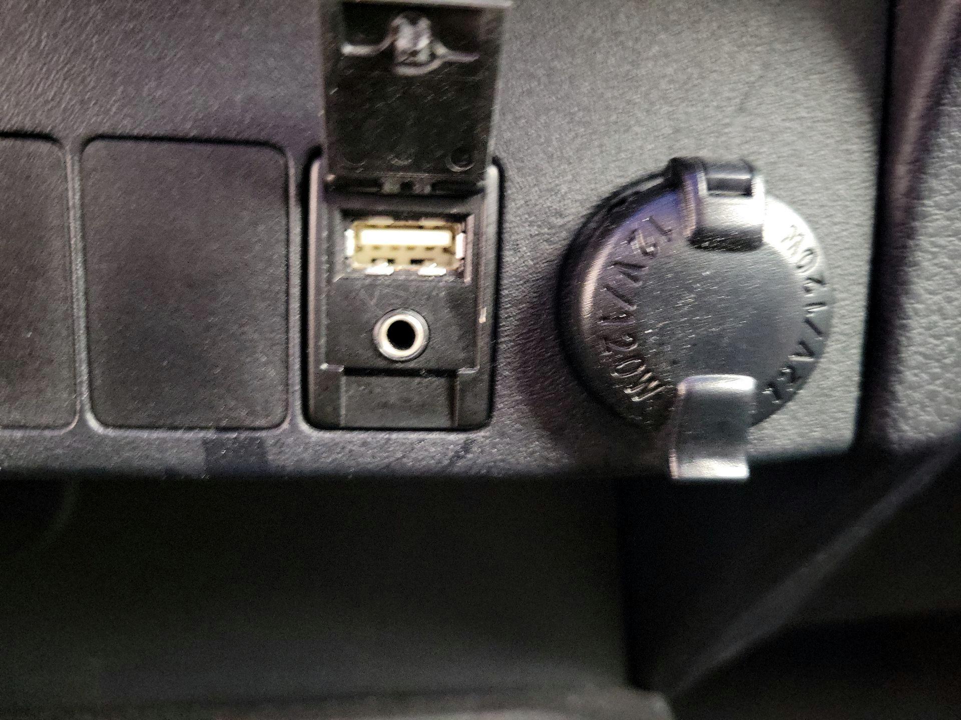 Thumbnail: 2017 Toyota RAV4 - 19