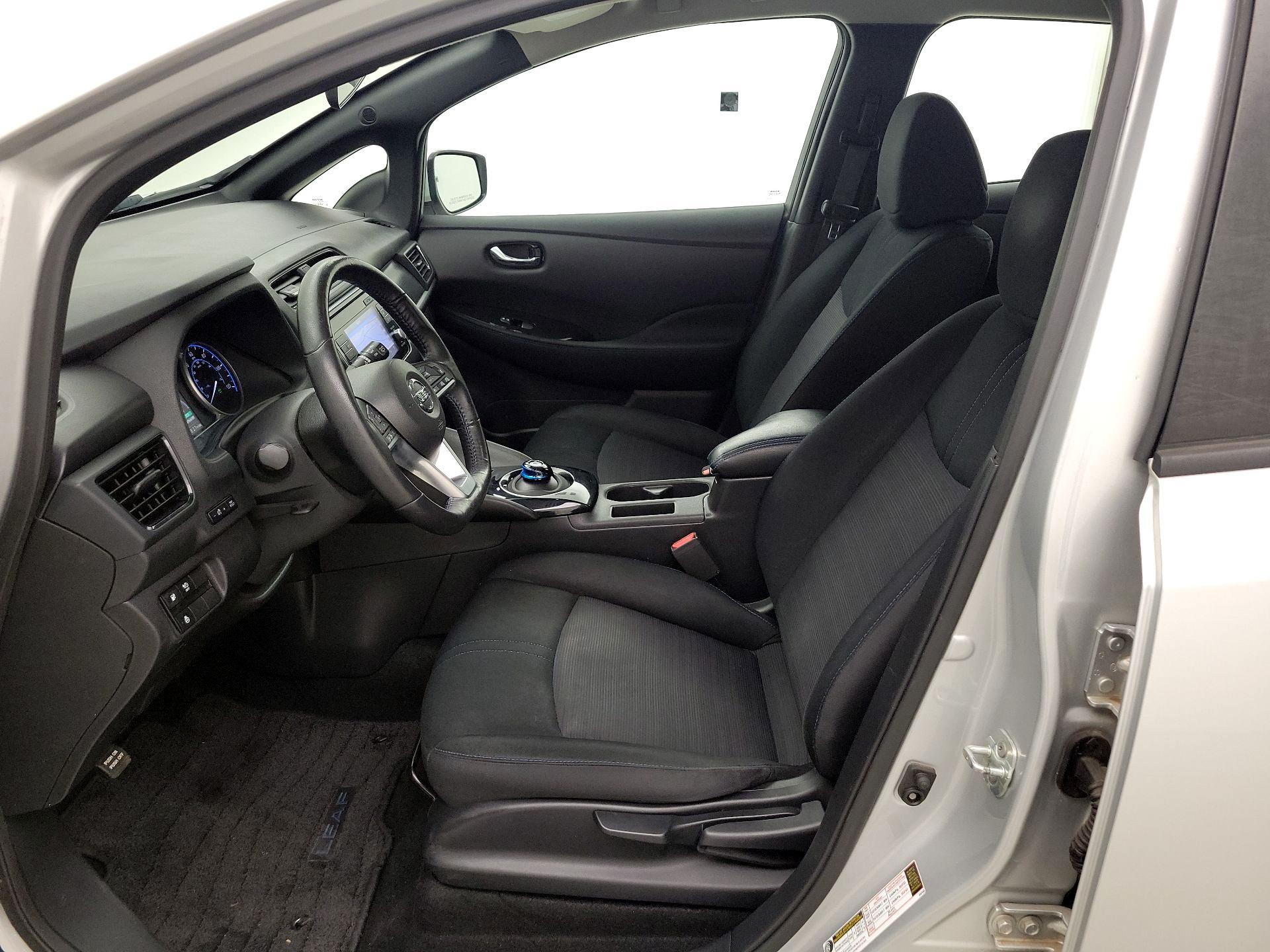 Thumbnail: 2019 Nissan Leaf - 11