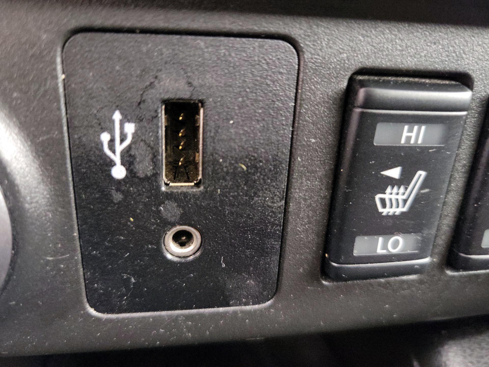 Thumbnail: 2019 Nissan Leaf - 19