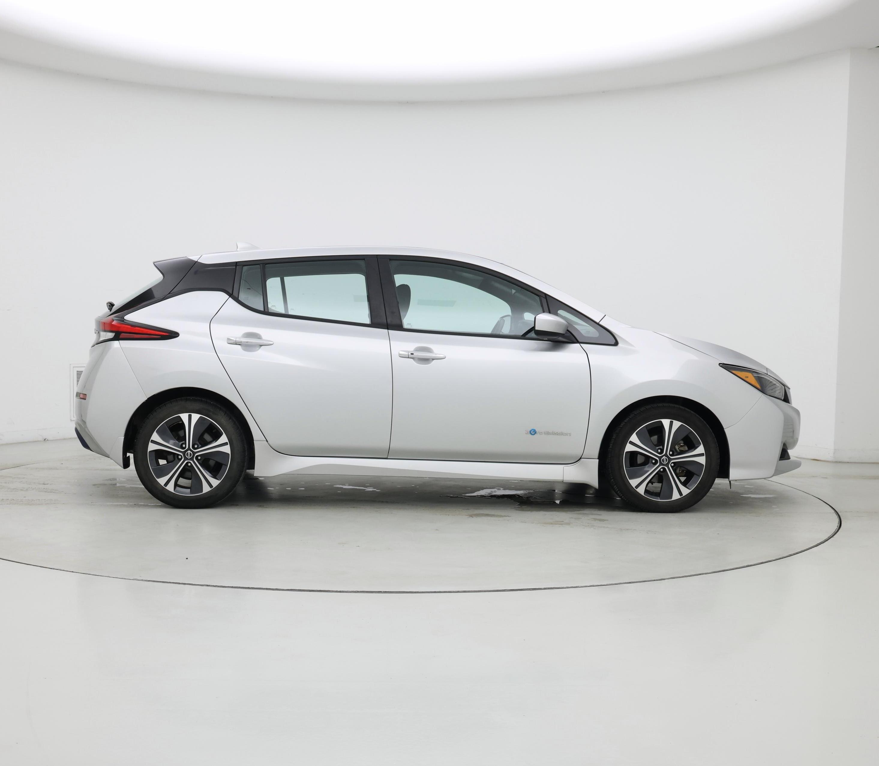 Thumbnail: 2019 Nissan Leaf - 7