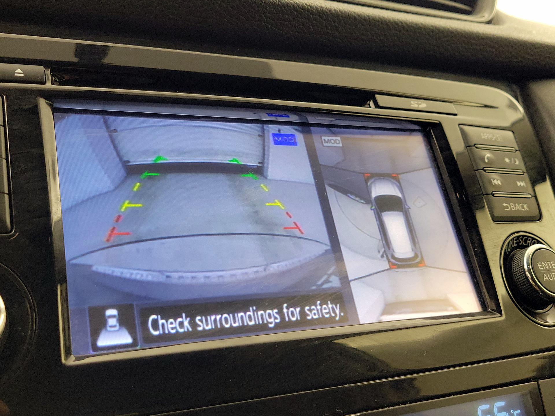 Thumbnail: 2017 Nissan Rogue - 15