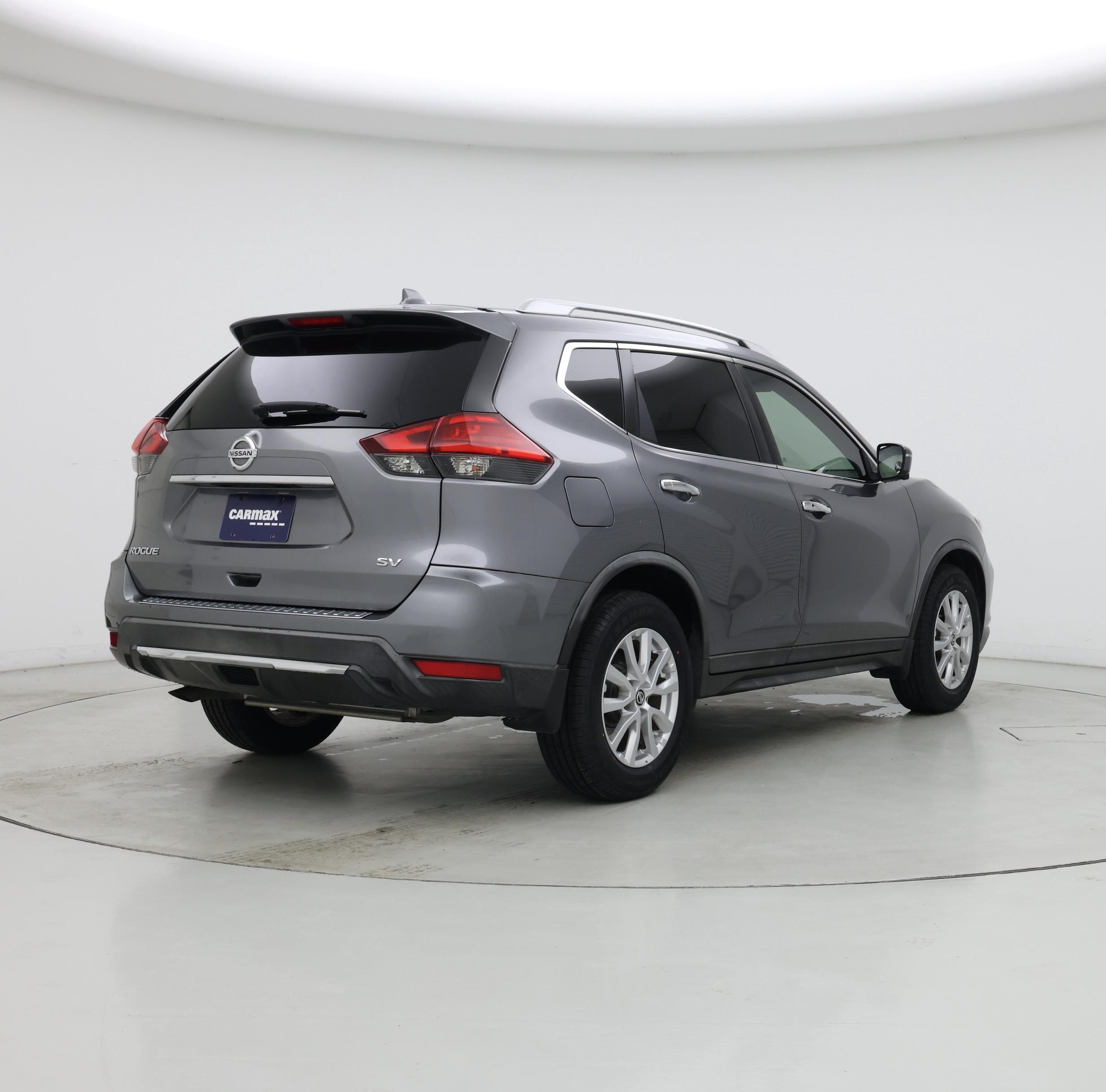 Thumbnail: 2017 Nissan Rogue - 8